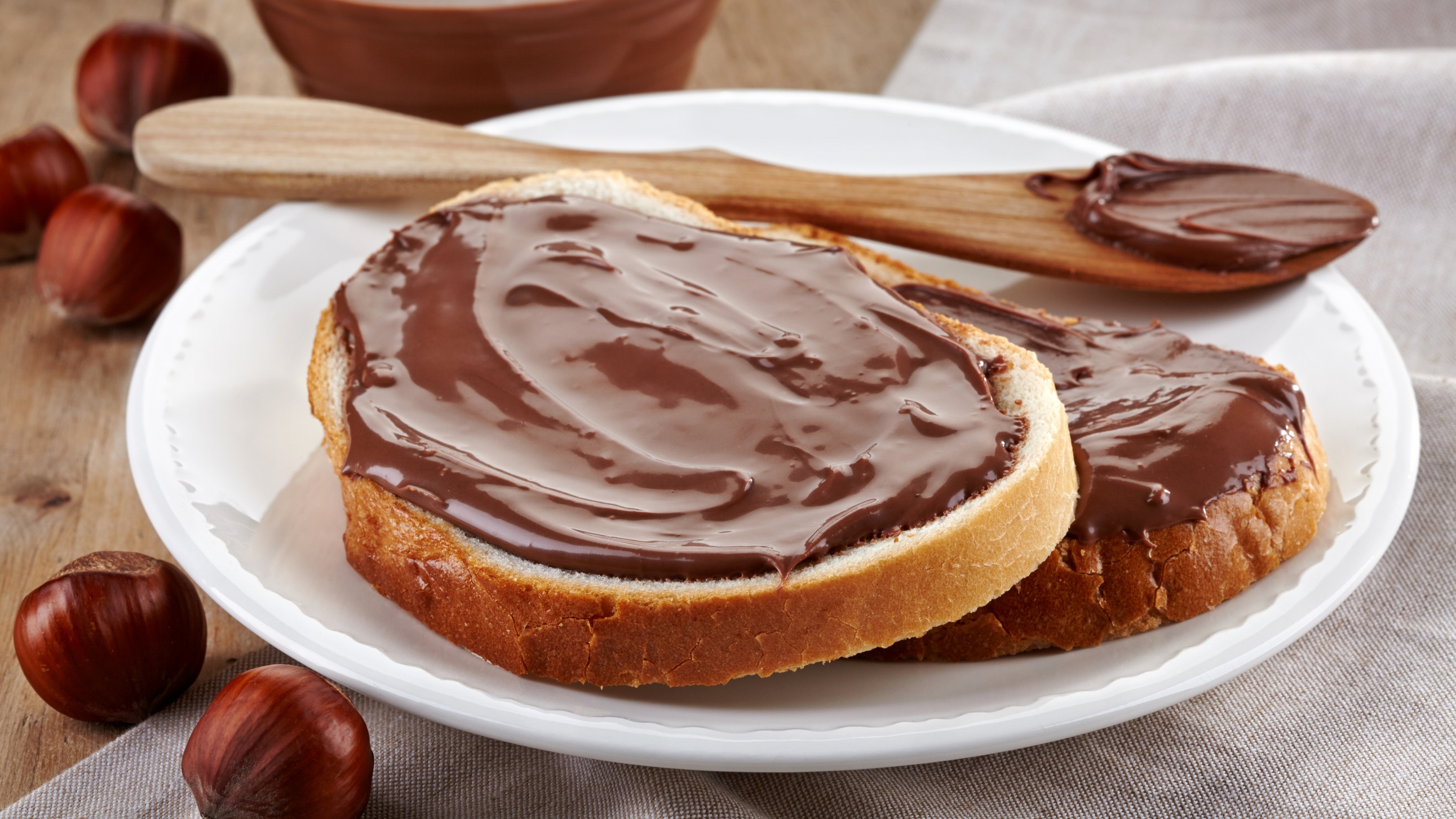 732503 télécharger l'image nutella, chocolat, nourriture, desserts, pain, noisette - fonds d'écran et économiseurs d'écran gratuits