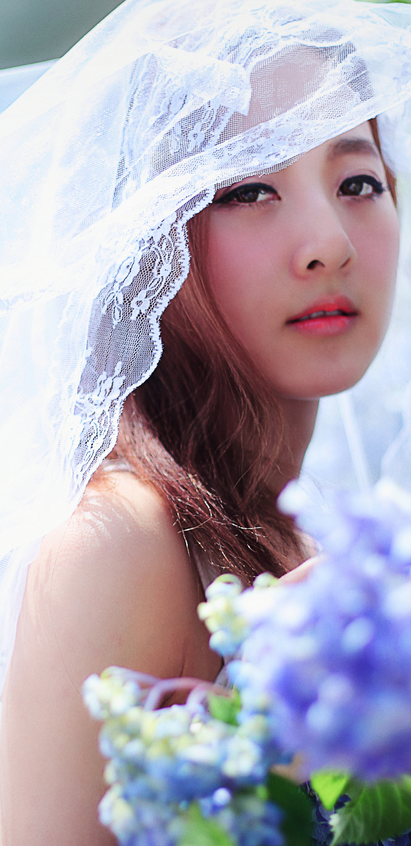 Download mobile wallpaper Veil, Spring, Bride, Model, Women, Blossom, Asian, Mikako Zhang Kaijie, Taiwanese for free.