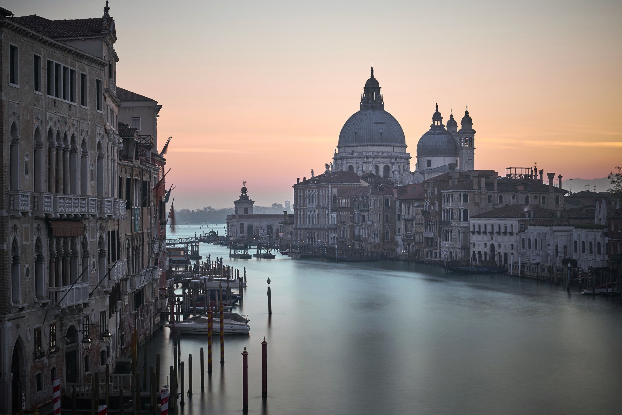 無料モバイル壁紙都市, 街, イタリア, ヴェネツィア, ドーム, 建築, マンメイド, 運河をダウンロードします。
