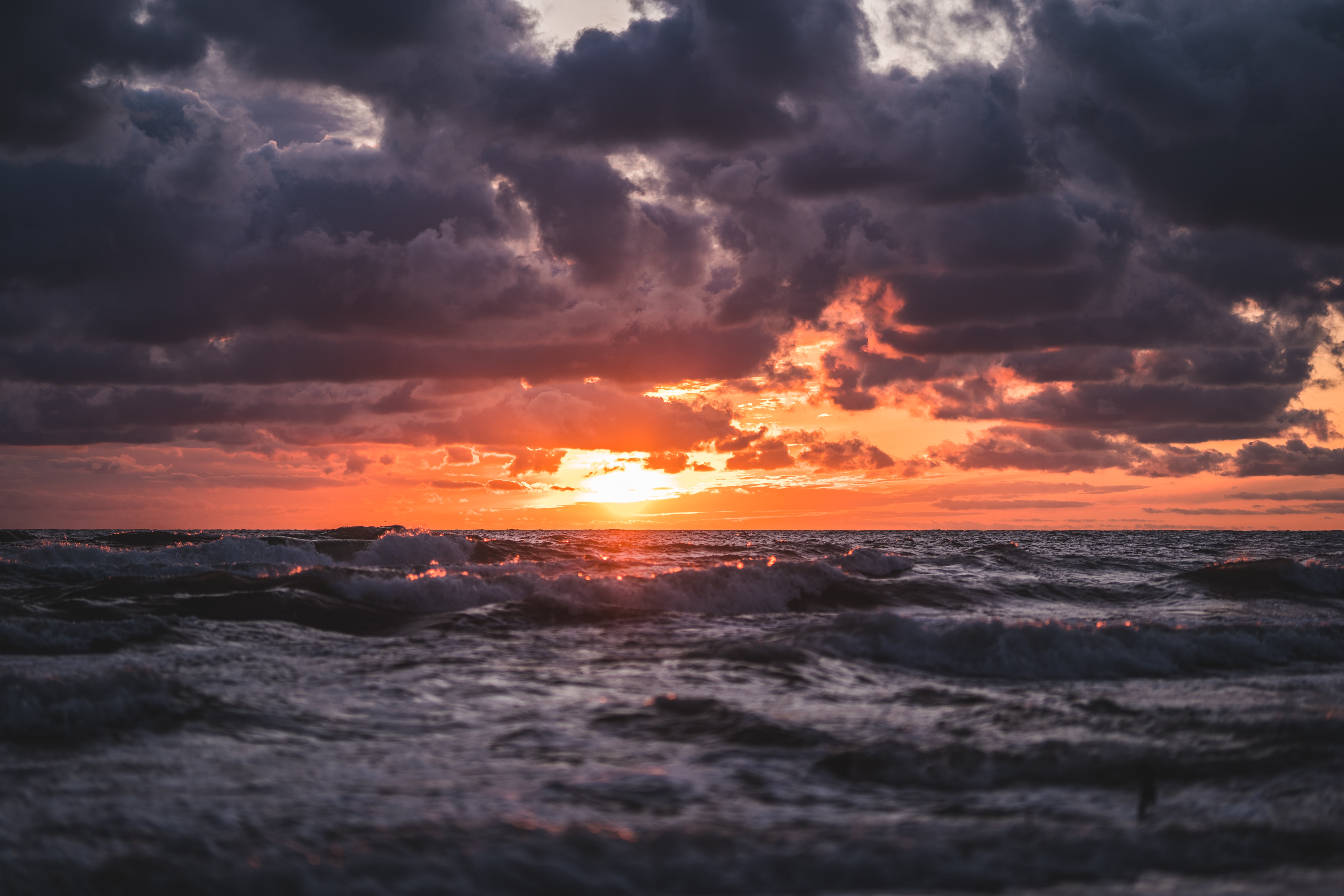 PCデスクトップに地平線, 自然, 雲, 日没, 波, 海画像を無料でダウンロード