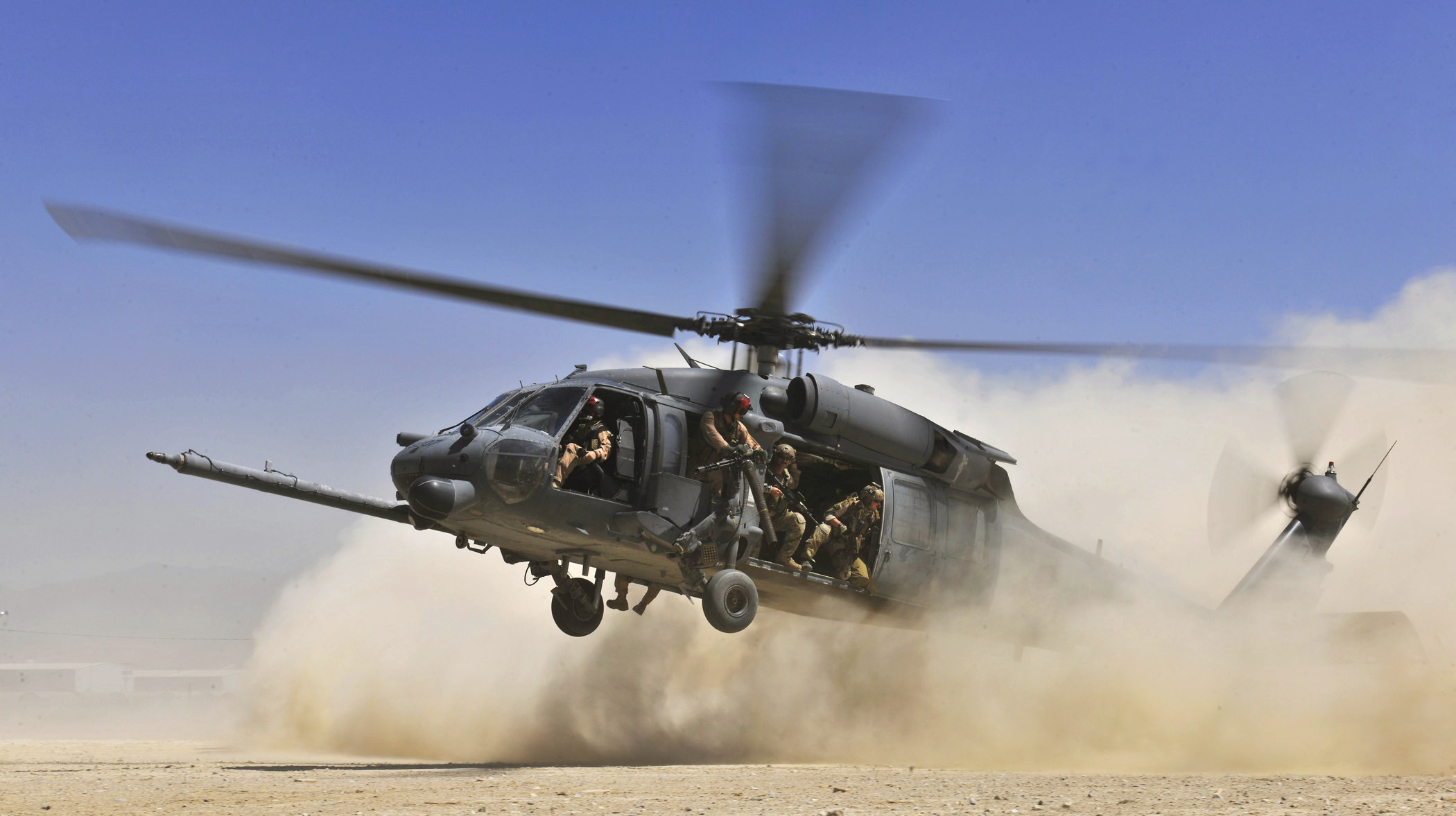Скачать картинку Военные, Sikorsky Hh 60 Pave Hawk в телефон бесплатно.