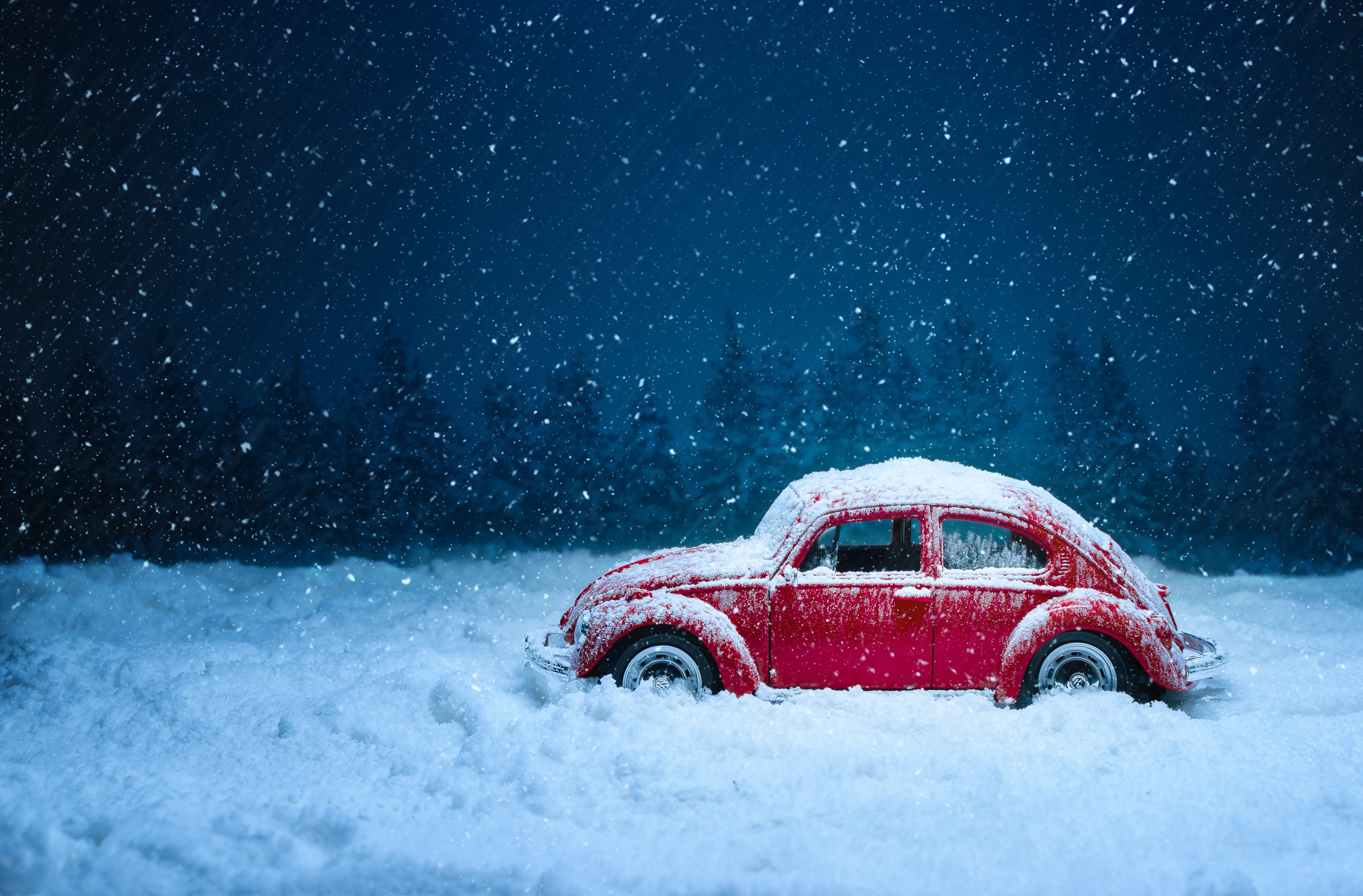 Скачать обои бесплатно Зима, Снег, Автомобиль, Игрушка, Фольксваген, Сделано Человеком картинка на рабочий стол ПК