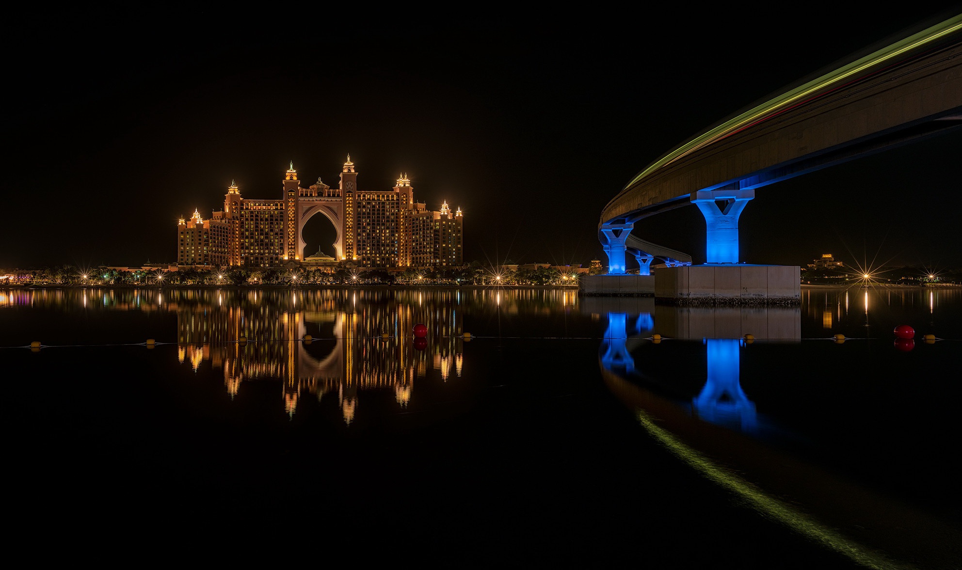 Laden Sie das Städte, Dubai, Brücke, Vereinigte Arabische Emirate, Nacht, Menschengemacht-Bild kostenlos auf Ihren PC-Desktop herunter