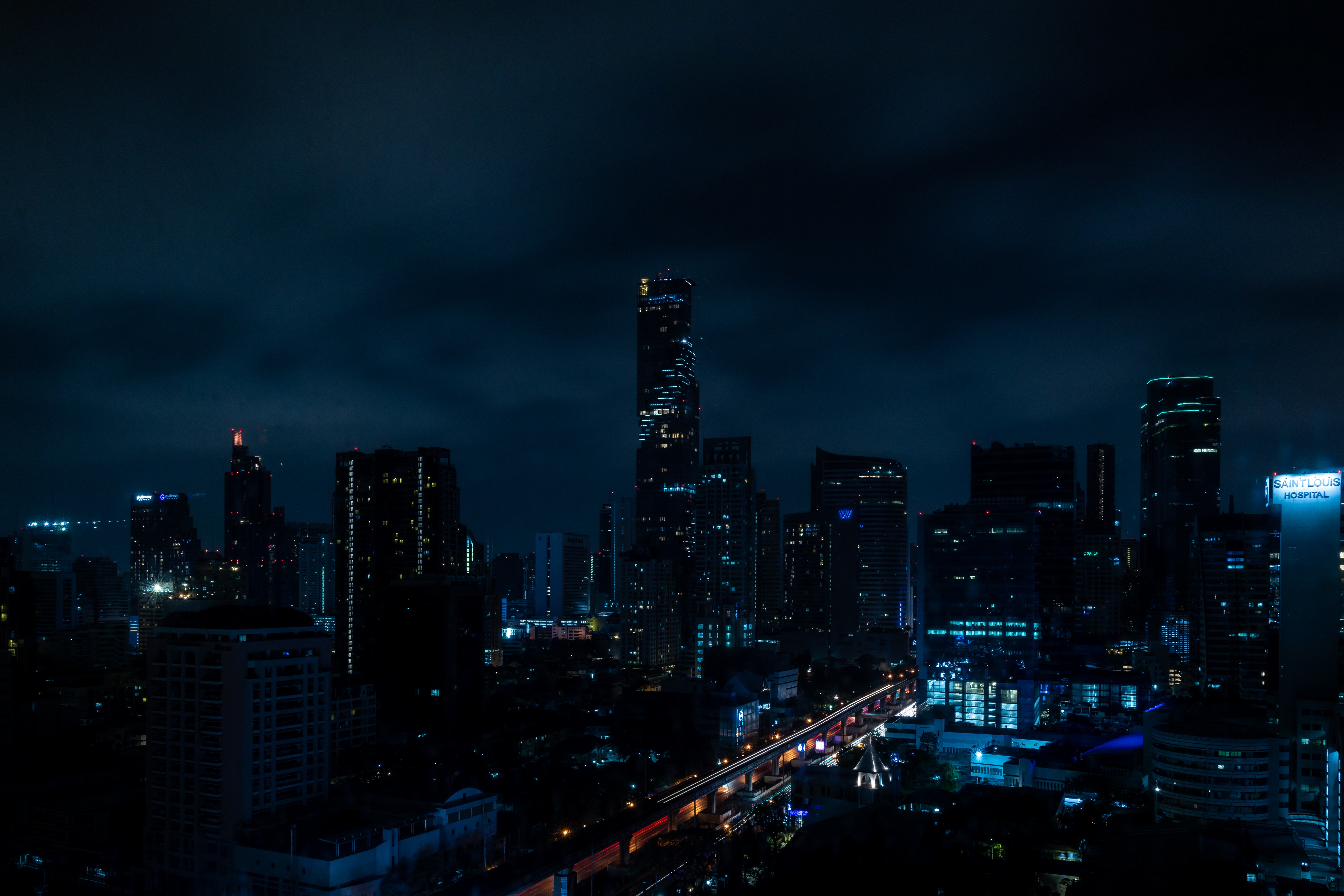 149712 descargar imagen ciudad nocturna, ciudades, ciudad de noche, luces de la ciudad, oscuridad, iluminación, encendiendo, tailandia: fondos de pantalla y protectores de pantalla gratis