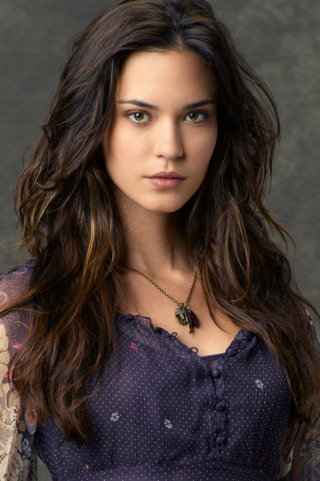 Download mobile wallpaper Brunette, Model, Celebrity, Odette Annable for free.