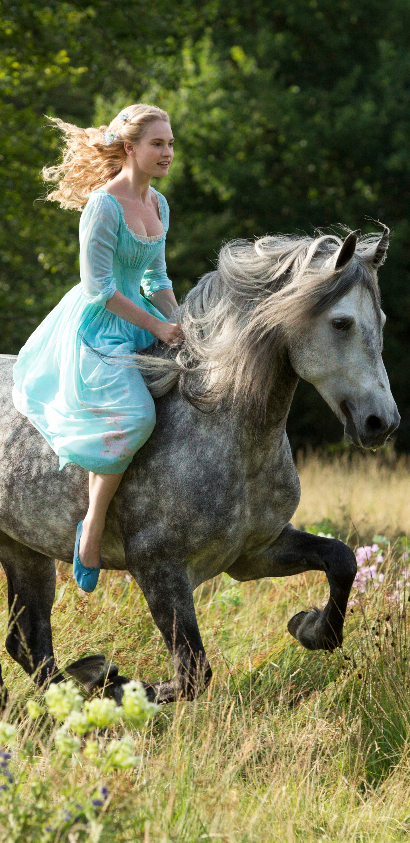 Download mobile wallpaper Movie, Lily James, Cinderella (2015) for free.