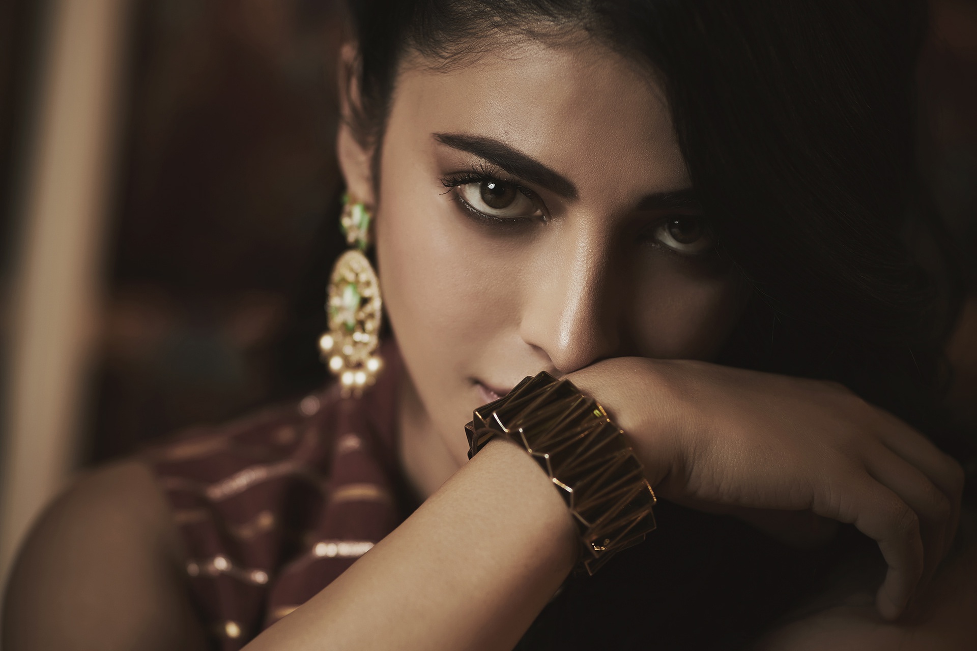 shruti haasan, bollywood, celebrity, actress, brown eyes, earrings, face, indian, stare