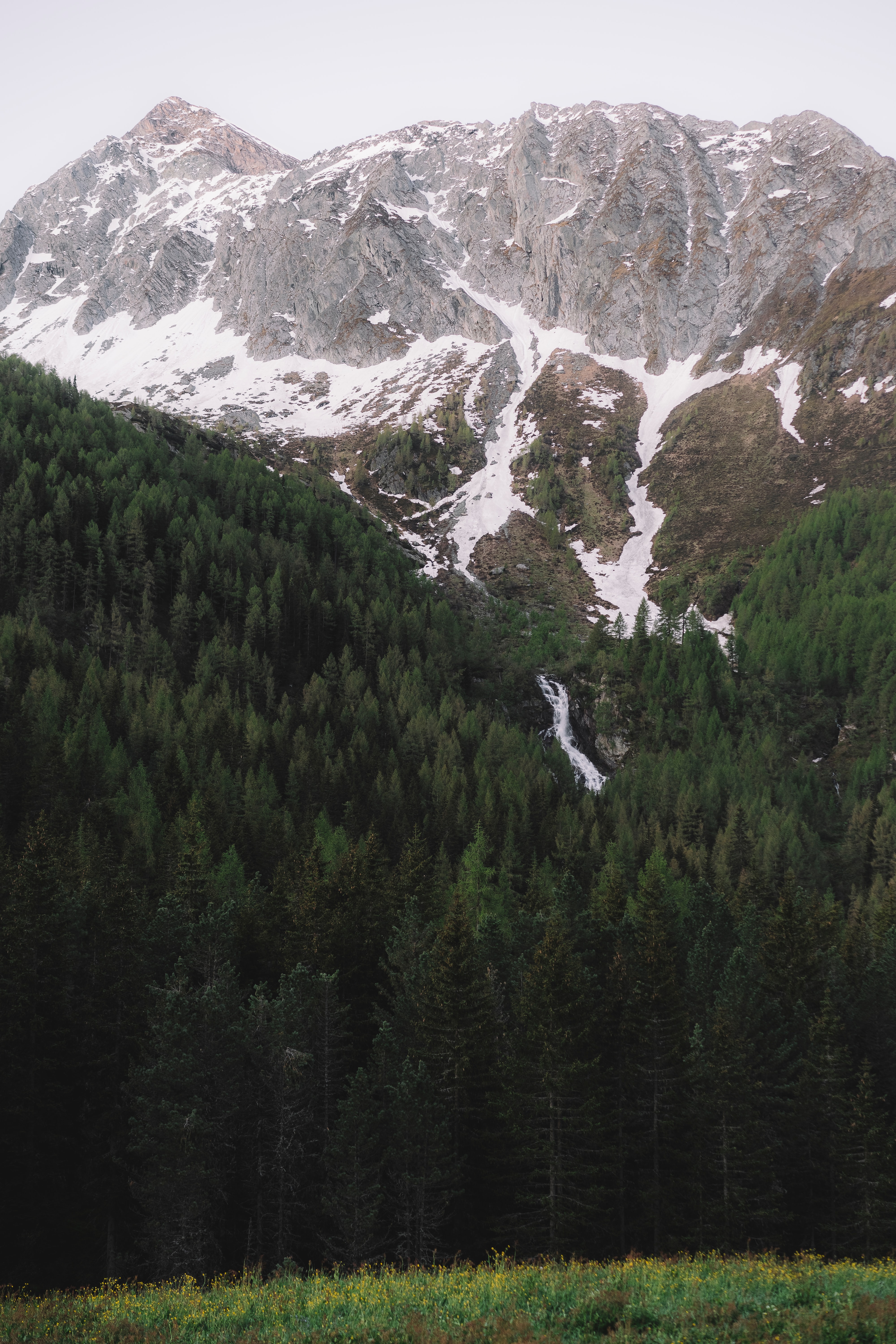 PCデスクトップに自然, 木, 山脈, 岩, トップス, 頂点, 雪画像を無料でダウンロード