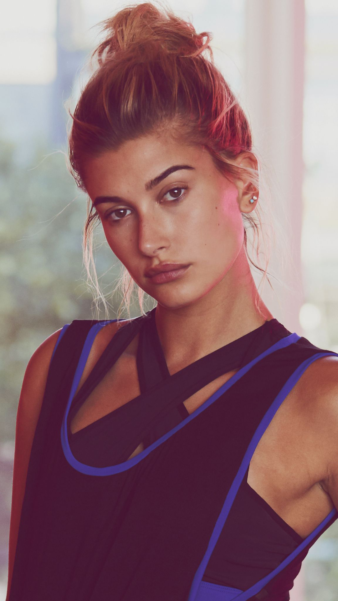 Download mobile wallpaper Celebrity, Hailey Baldwin for free.