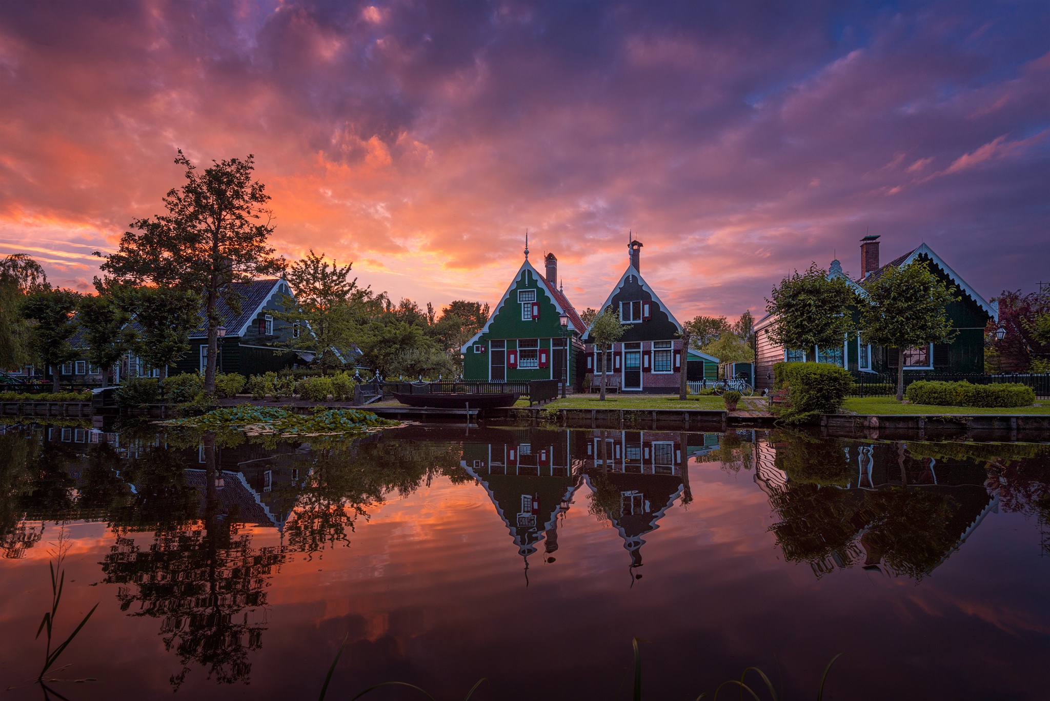 Laden Sie das Haus, Niederlande, Fotografie, Sonnenuntergang, Spiegelung-Bild kostenlos auf Ihren PC-Desktop herunter