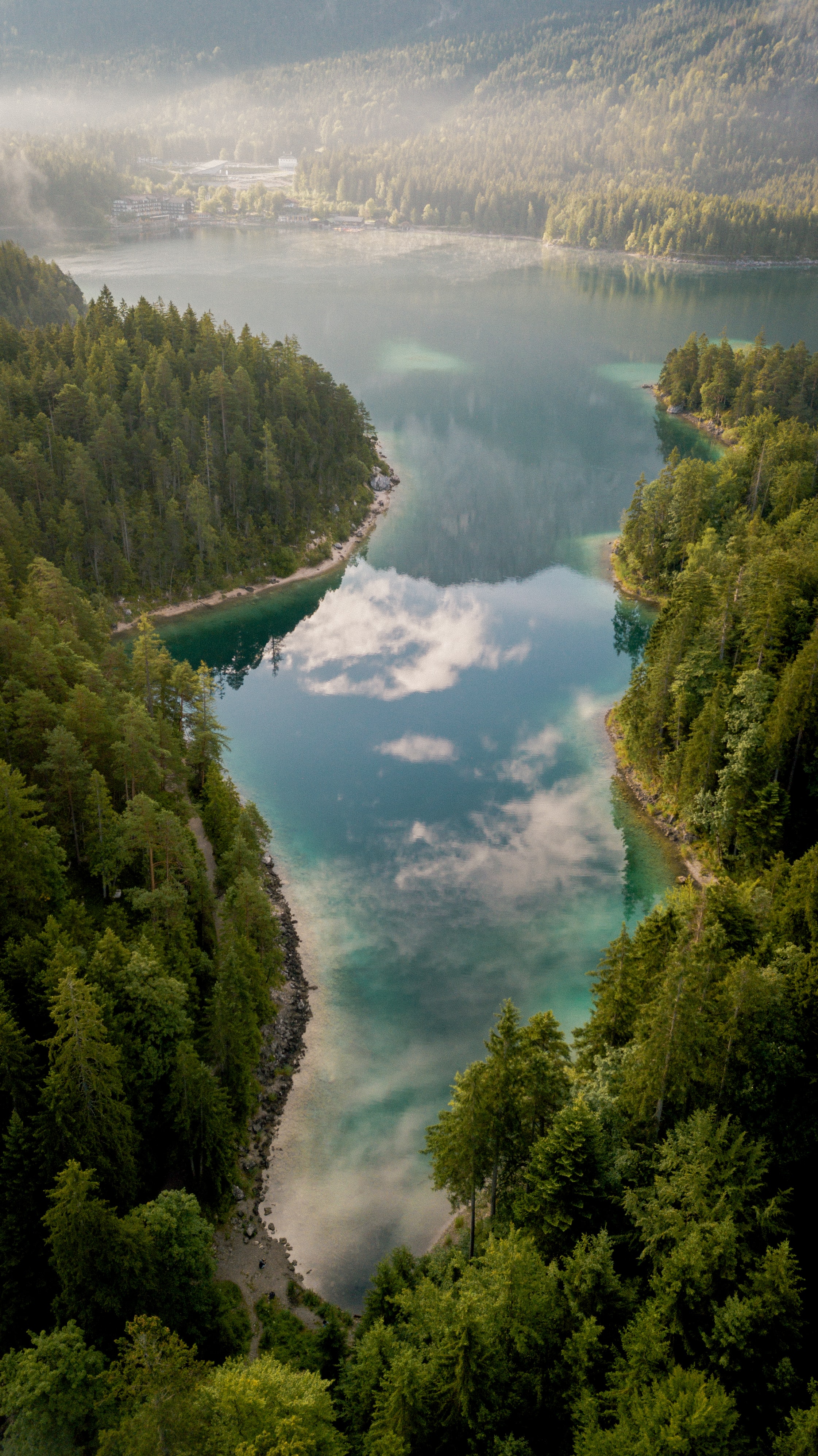 Handy-Wallpaper Natur, Blick Von Oben, Wald, See, Nebel, Wasser kostenlos herunterladen.