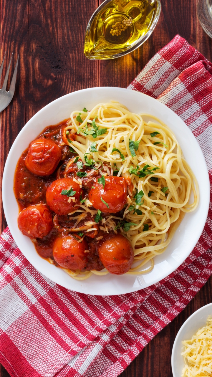Handy-Wallpaper Mahlzeit, Tomate, Pasta, Nahrungsmittel, Stillleben kostenlos herunterladen.