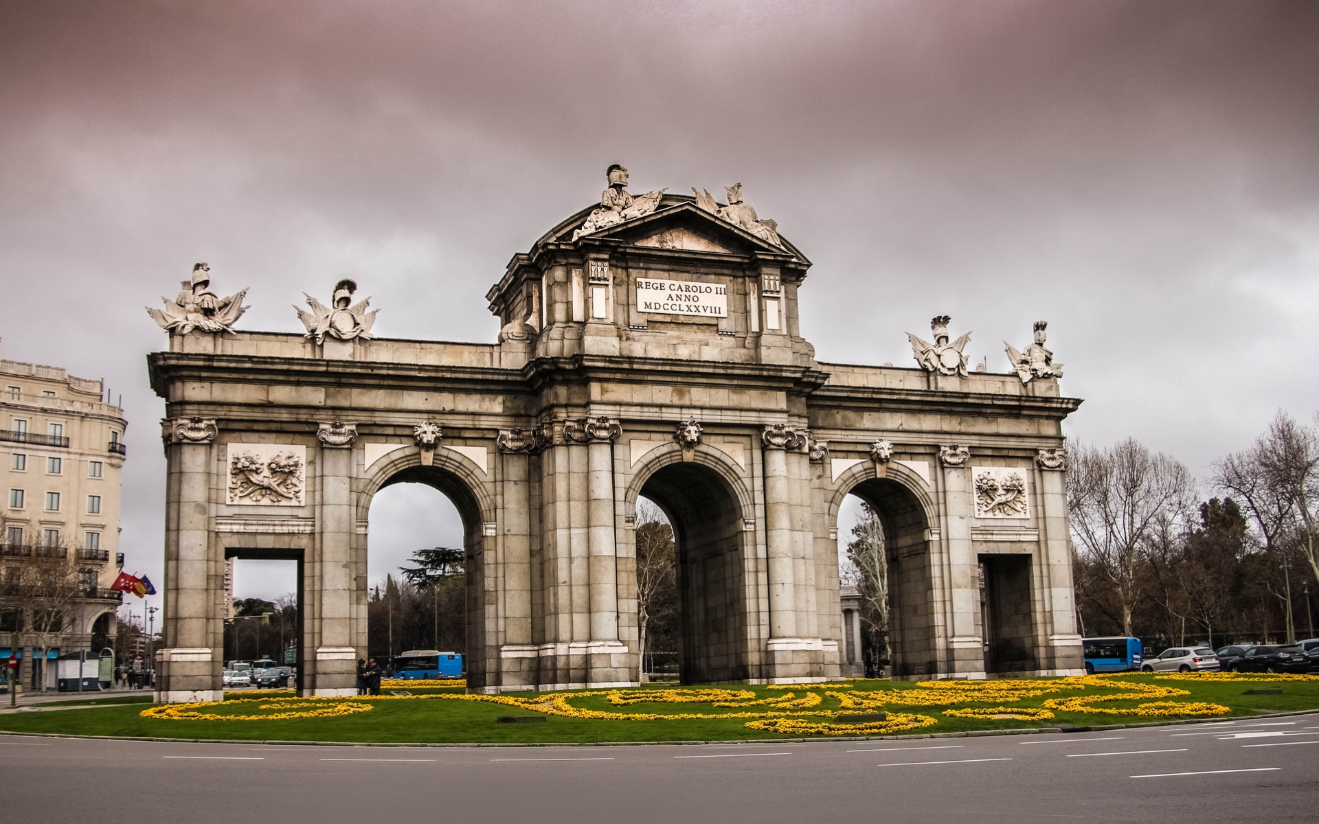 Laden Sie das Monumente, Menschengemacht, Puerta De Alcalà-Bild kostenlos auf Ihren PC-Desktop herunter