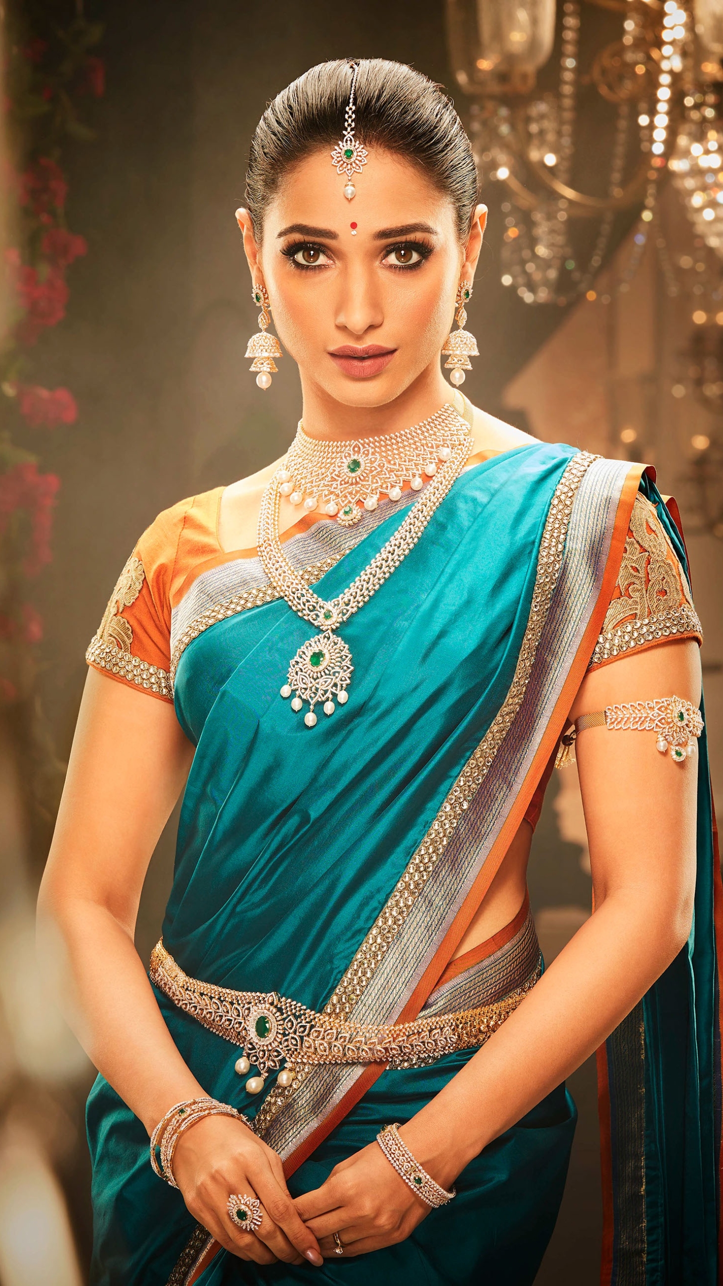 Descarga gratuita de fondo de pantalla para móvil de Celebridades, Tamannaah Bhatia.