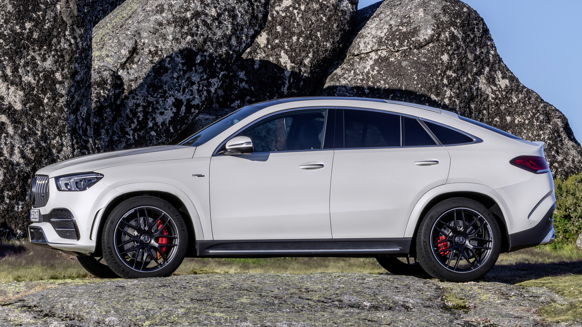 Download mobile wallpaper Car, Mercedes Benz, Vehicles, Coupé, White Car, Mercedes Amg Gle 53 for free.