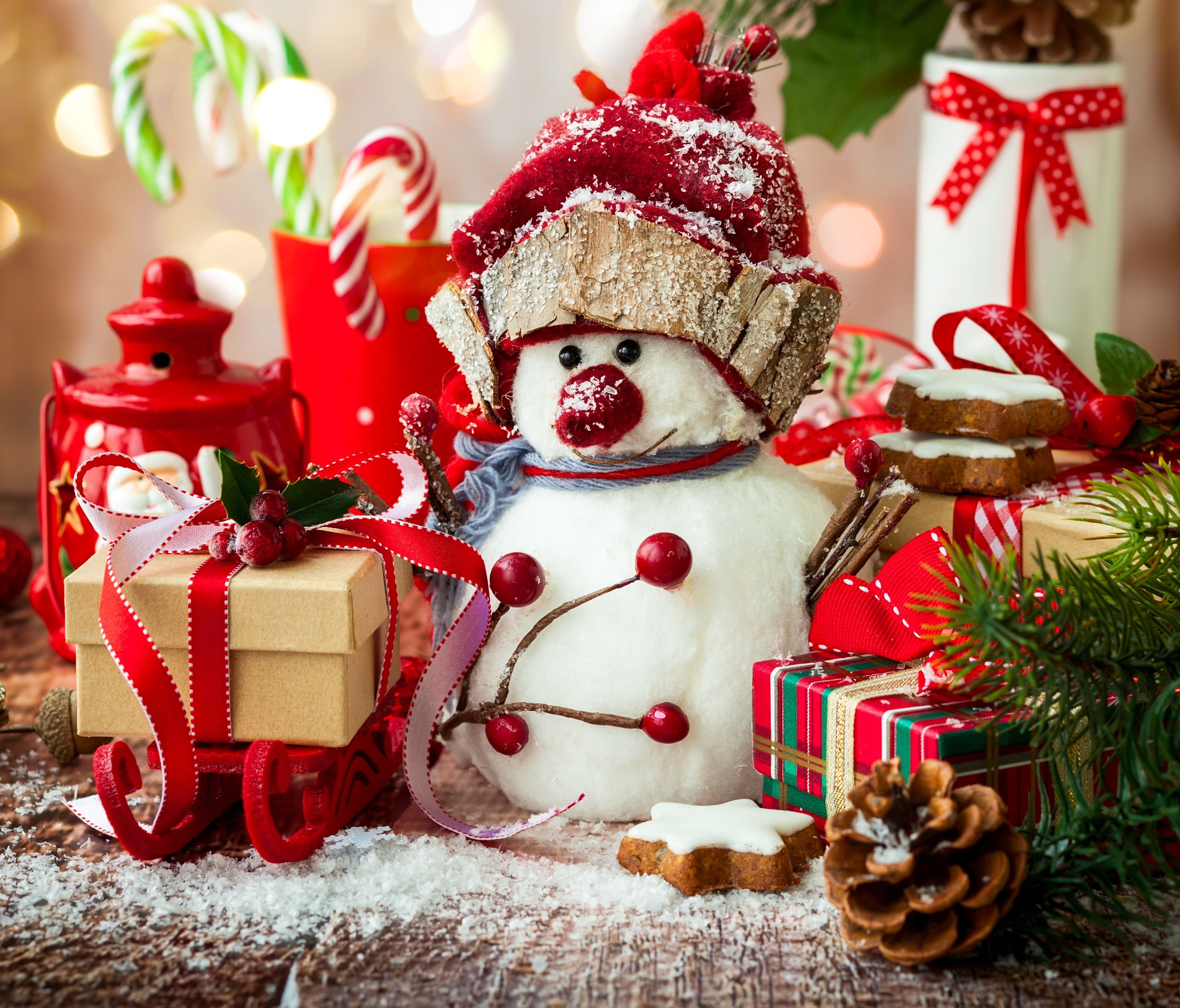 Скачать обои бесплатно Рождество, Снеговик, Подарки, Рождественские Украшения, Праздничные картинка на рабочий стол ПК
