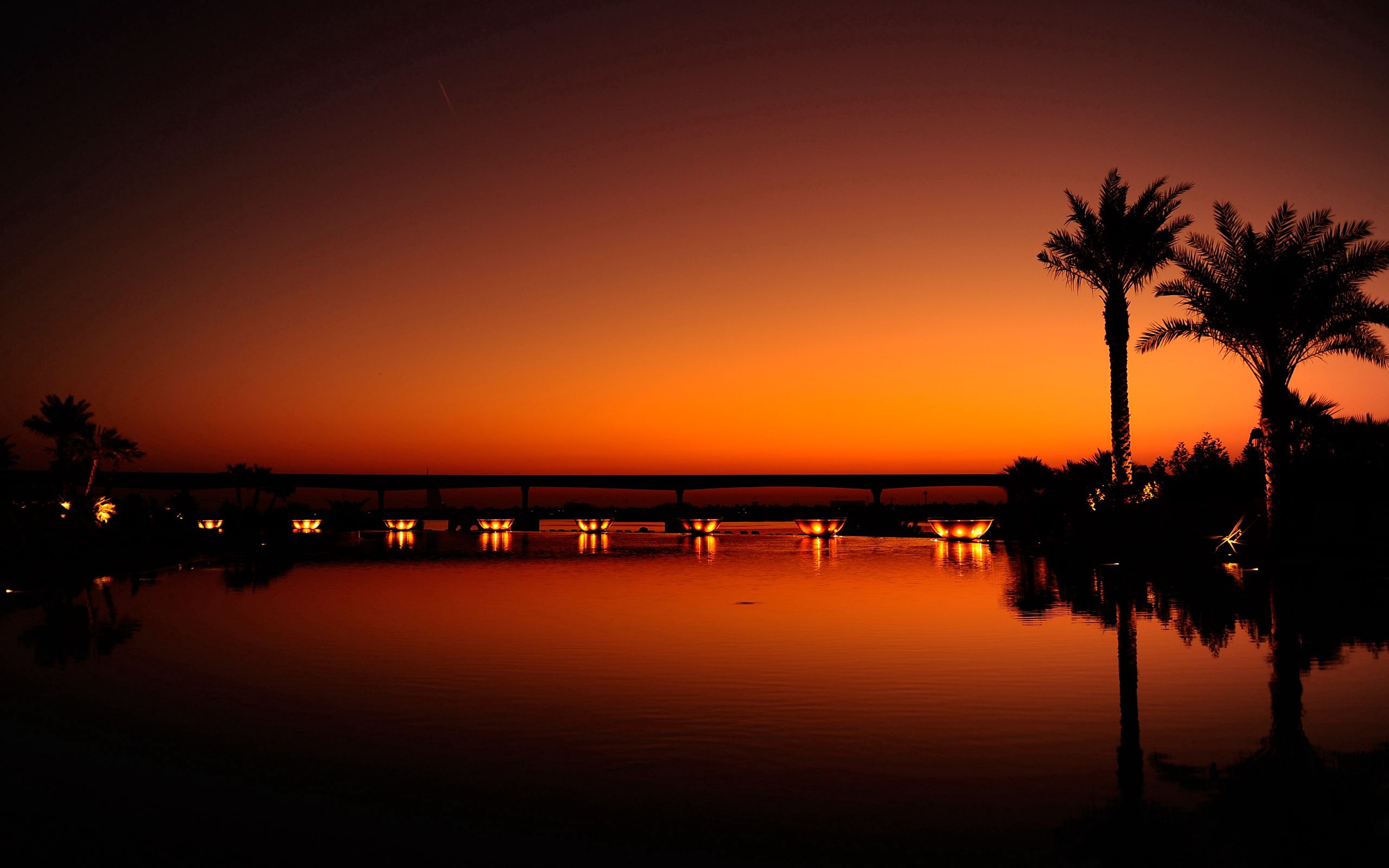 Laden Sie das Übernachtung, Sunset, Reflexion, Scheinen, Licht, Abend, Städte, Das Schwarze, Dubai, Wasser, Palms-Bild kostenlos auf Ihren PC-Desktop herunter