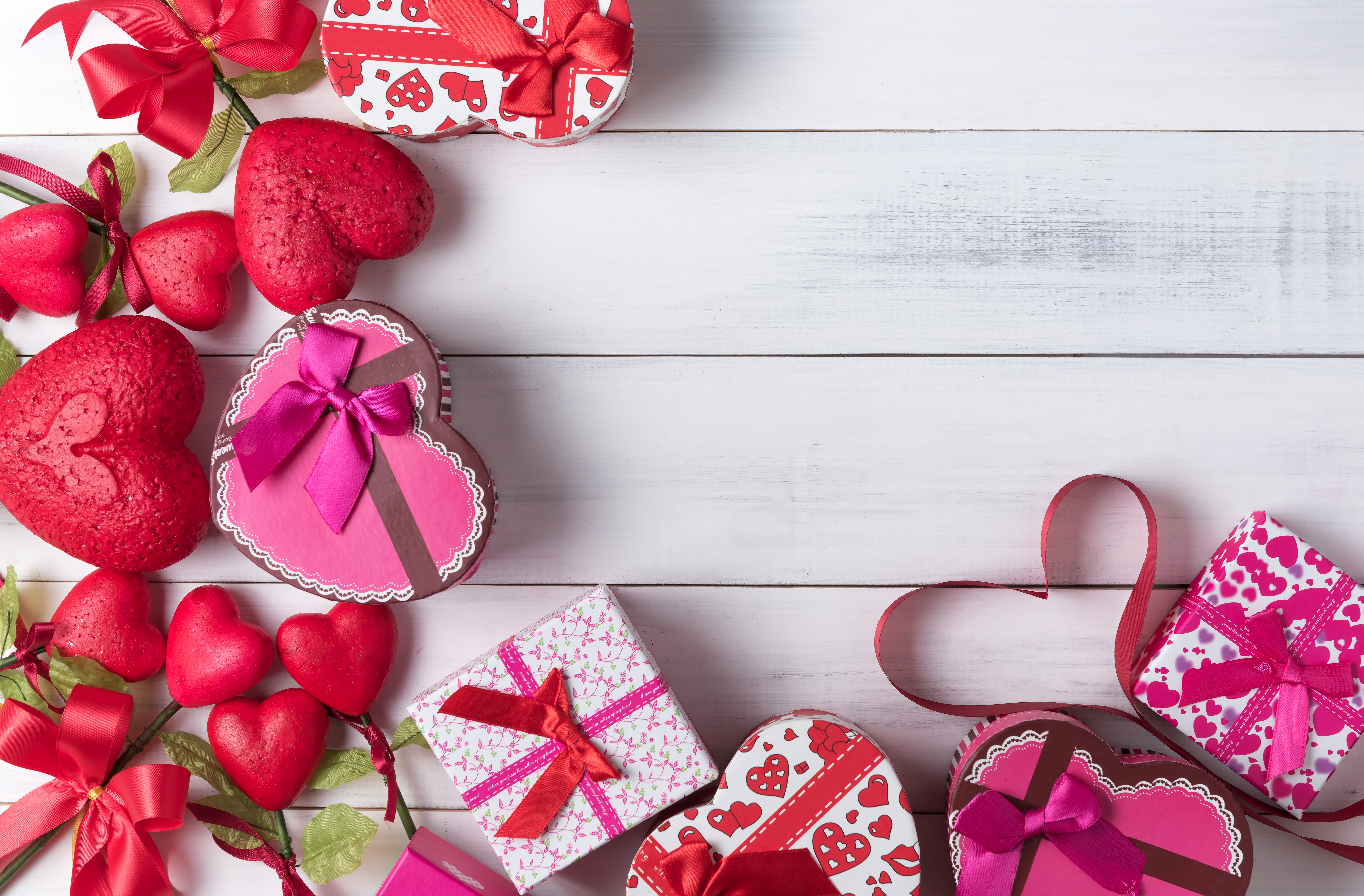 Download mobile wallpaper Love, Gift, Misc, Heart Shaped for free.