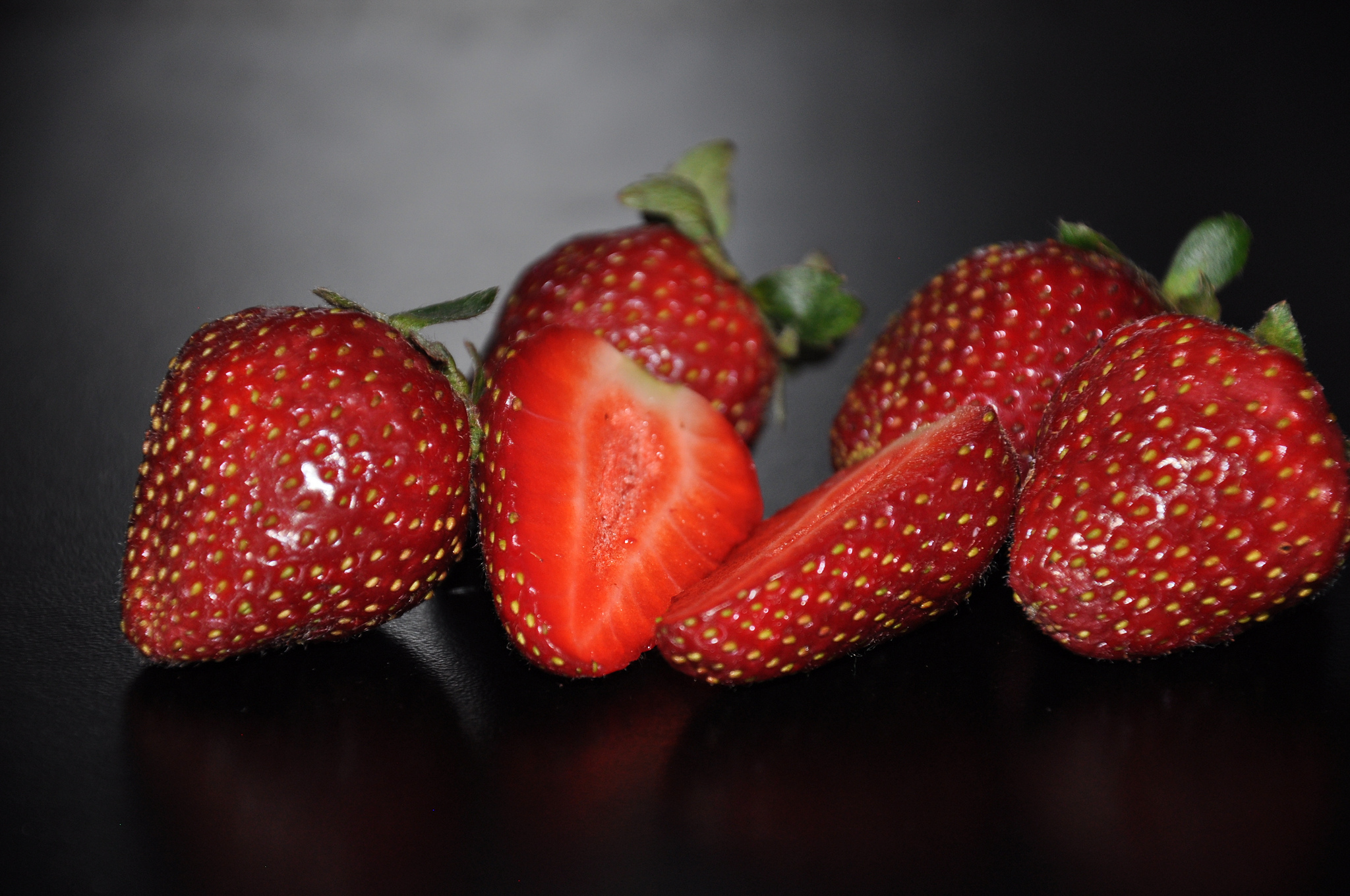 Téléchargez des papiers peints mobile Fraise, Des Fruits, Nourriture gratuitement.