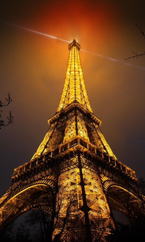 Baixar papel de parede para celular de Noite, Torre Eiffel, Monumentos, Luz, Fechar Se, Leve, Feito Pelo Homem gratuito.