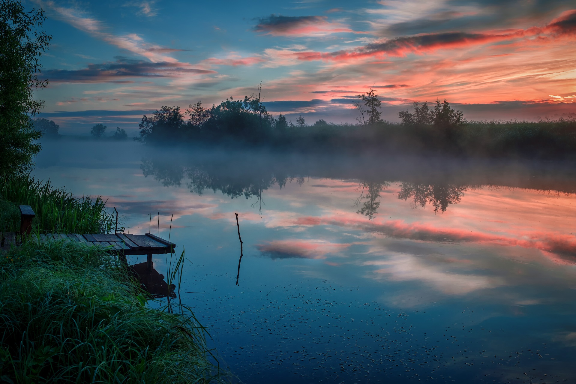 Free download wallpaper Nature, Dawn, Reflection, Fog, Earth, River on your PC desktop