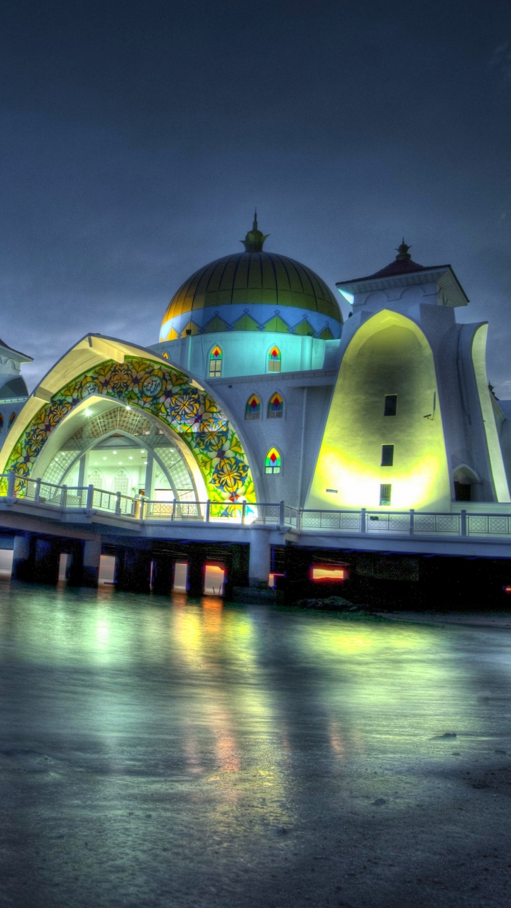 1088516 Hintergrundbild herunterladen religiös, moschee in der straße von malakka, moscheen - Bildschirmschoner und Bilder kostenlos