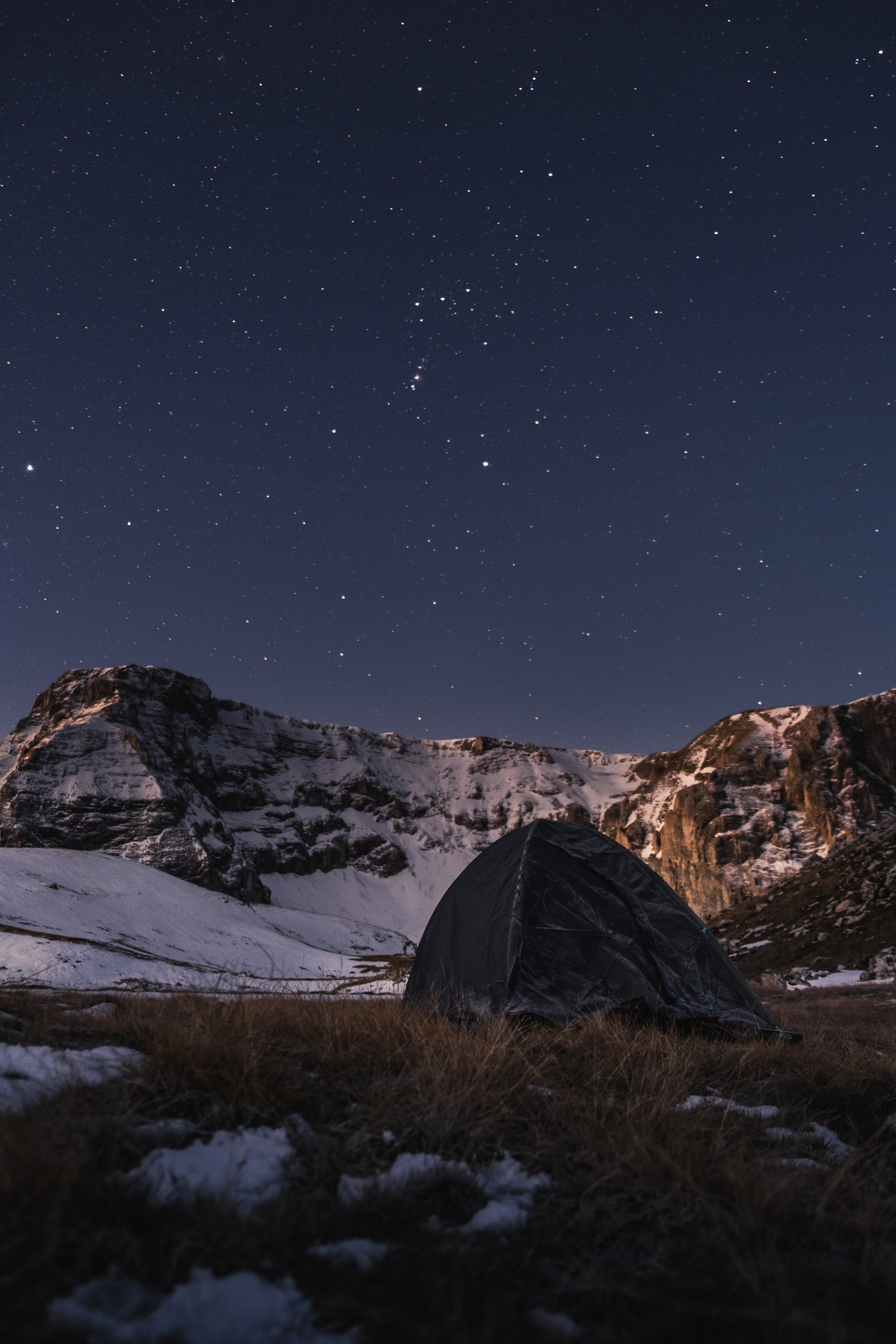 Laden Sie das Mountains, Verschiedenes, Sonstige, Schneebedeckt, Snowbound, Zelt, Campingplatz, Camping, Übernachtung, Natur, Sterne-Bild kostenlos auf Ihren PC-Desktop herunter