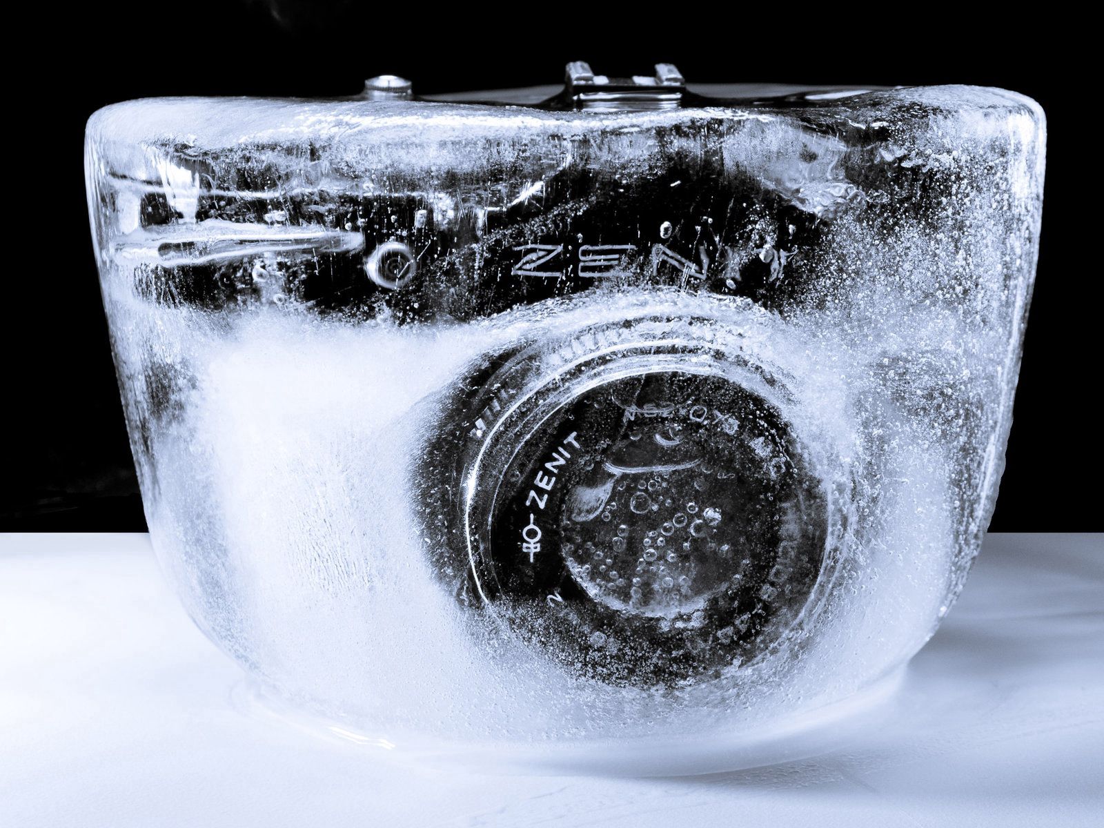 107495 скачать картинку разное, фотоаппарат, замороженный, творческий - обои и заставки бесплатно