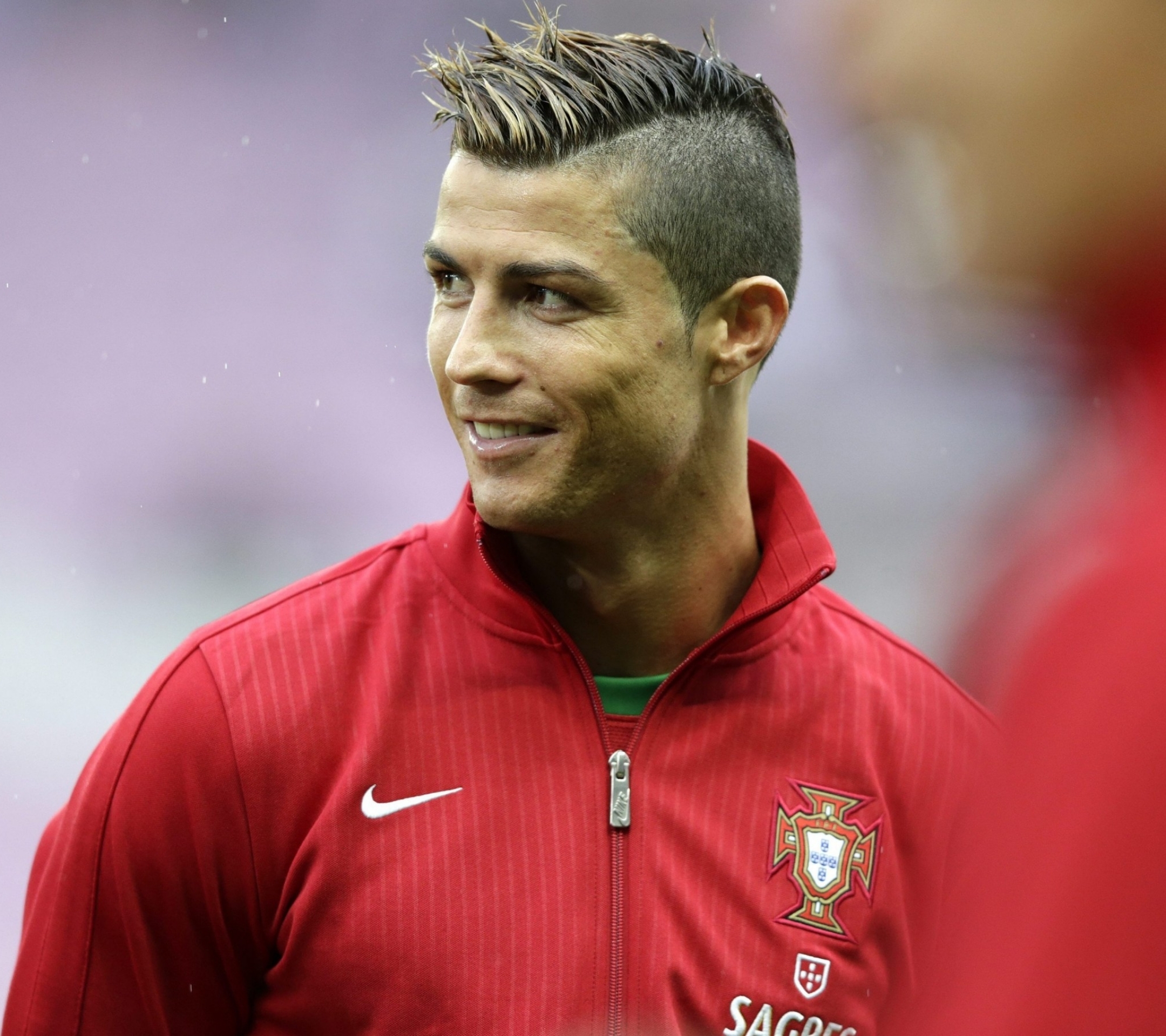 Baixar papel de parede para celular de Esportes, Futebol, Cristiano Ronaldo gratuito.