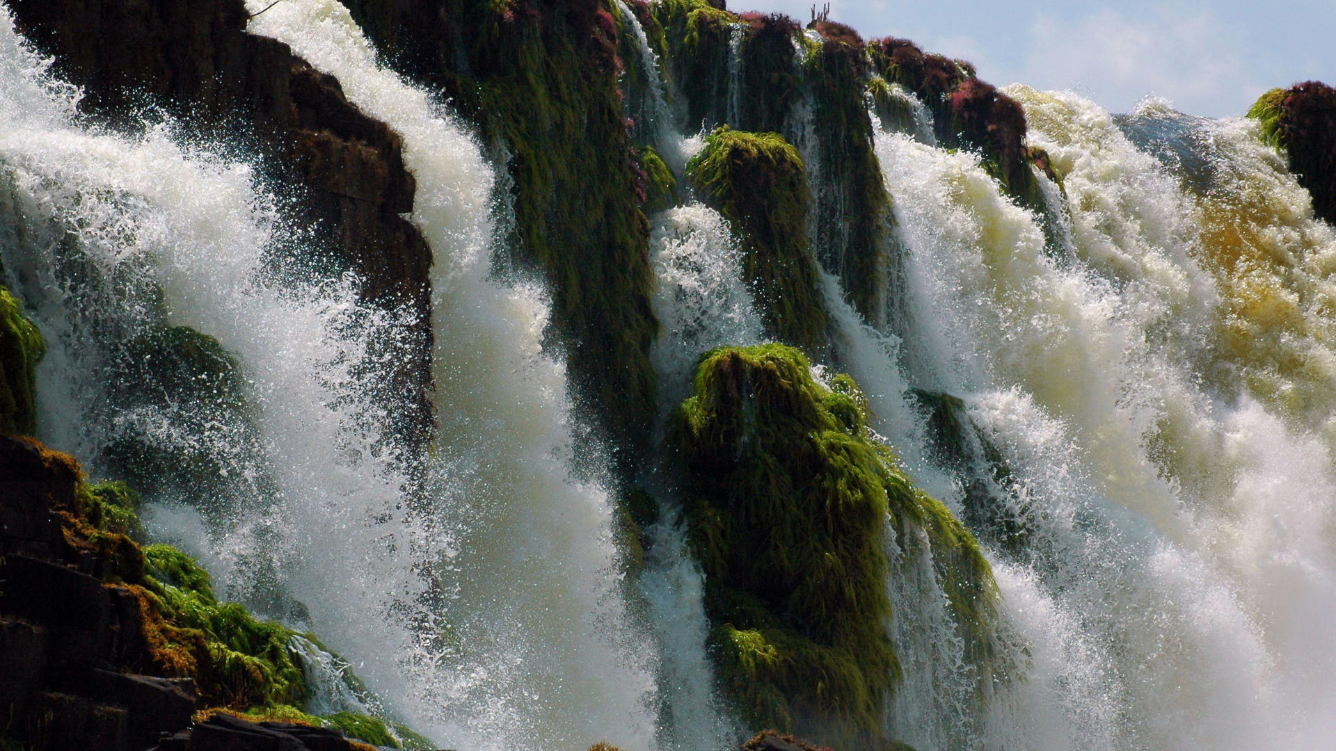 32k Wallpaper Waterfalls 