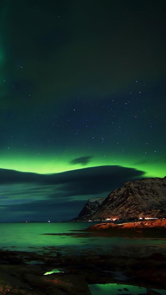 Descarga gratuita de fondo de pantalla para móvil de Noche, Montaña, Lago, Luz, Aurora Boreal, Tierra/naturaleza.