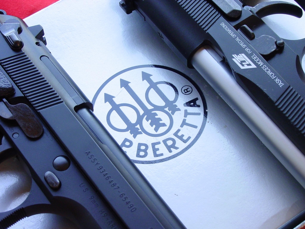 Melhores papéis de parede de Pistola Beretta Elite para tela do telefone