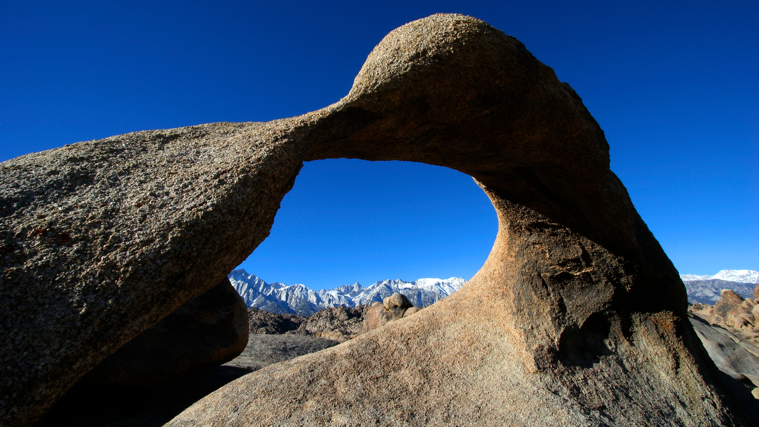 Laden Sie Möbius Arch HD-Desktop-Hintergründe herunter