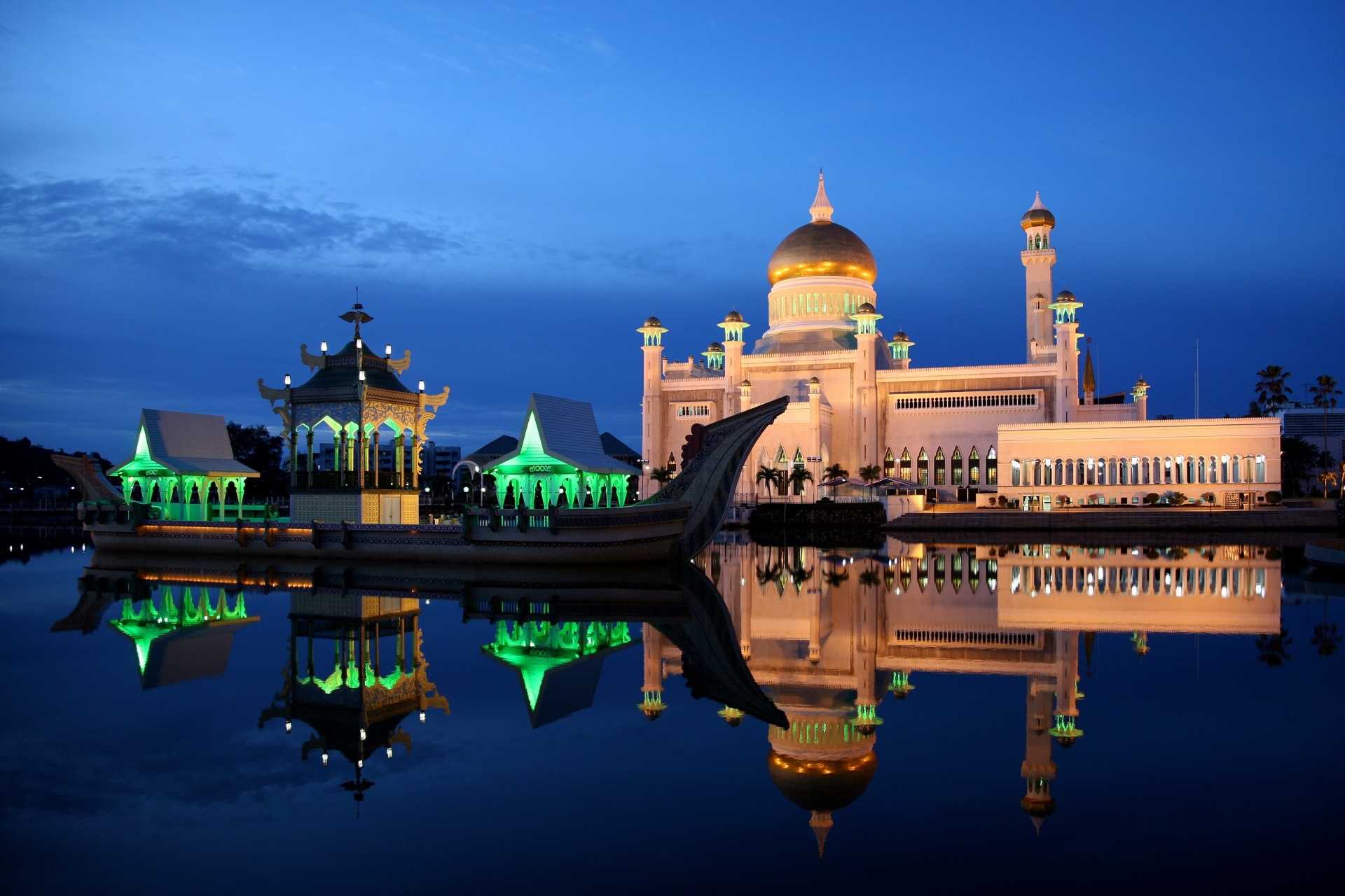Free download wallpaper Architecture, Reflection, Mosque, Religious, Mosques on your PC desktop
