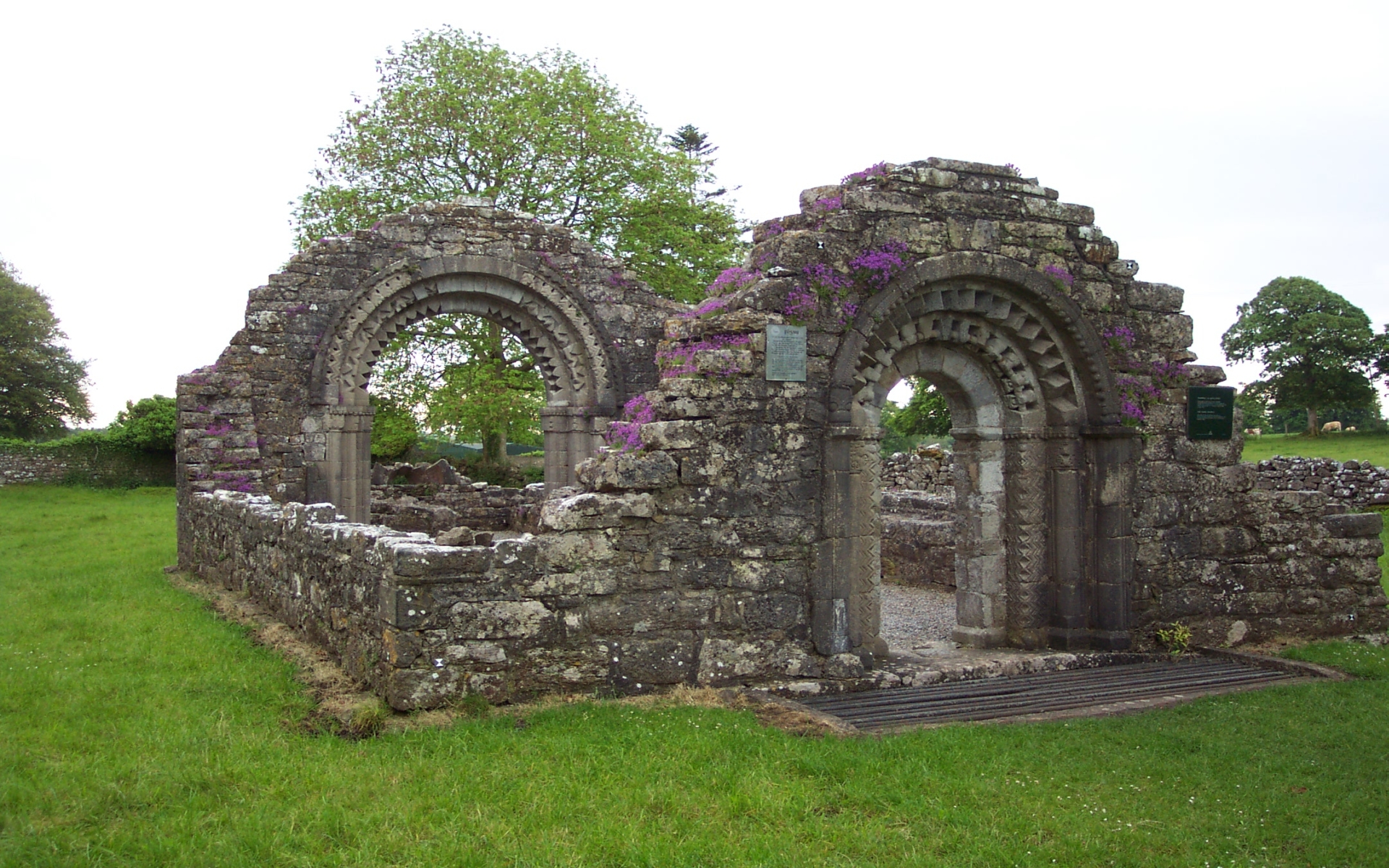 642310 Hintergrundbilder und Clonmacnoise Kloster Bilder auf dem Desktop. Laden Sie  Bildschirmschoner kostenlos auf den PC herunter