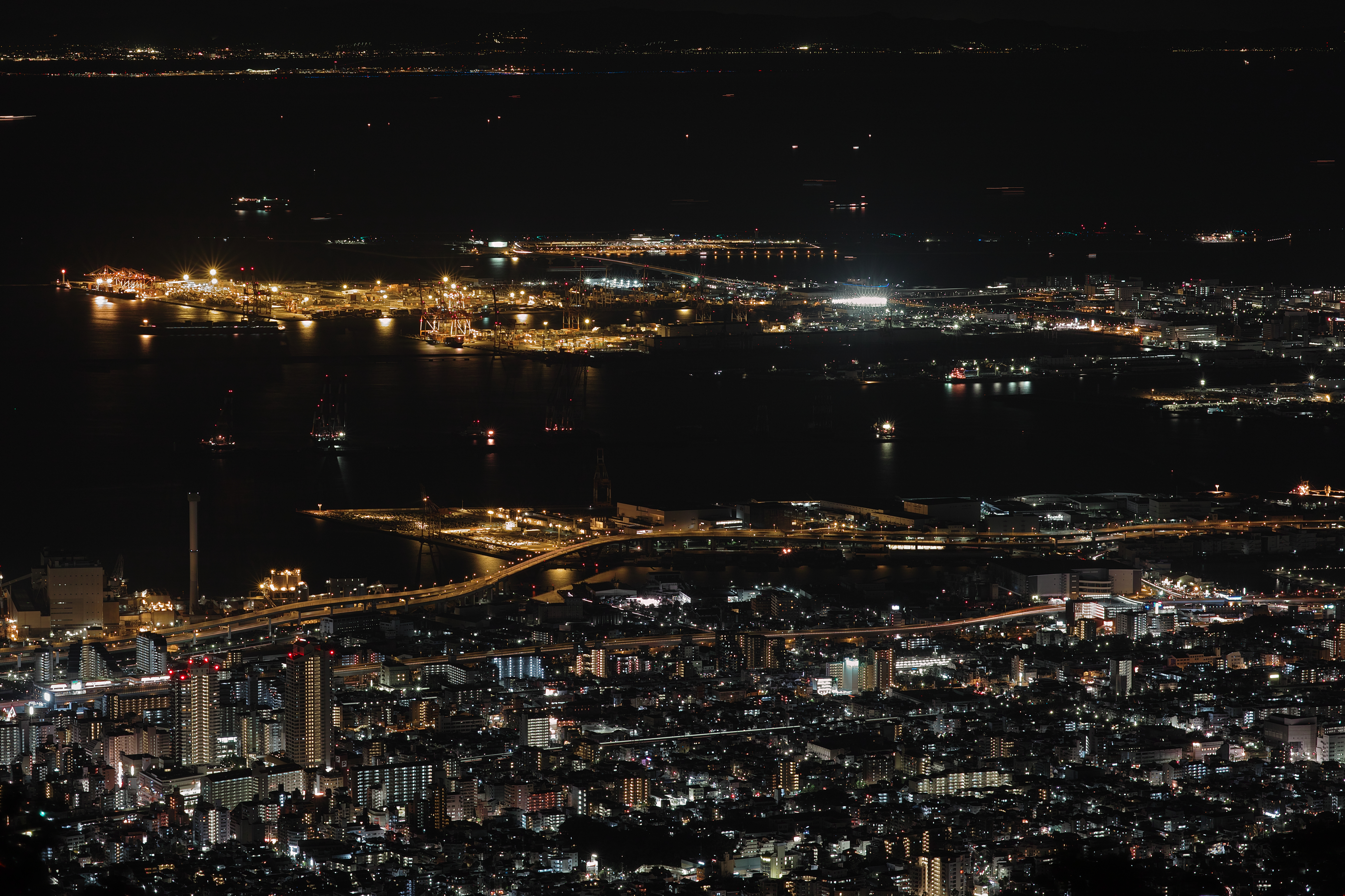 149817 Bild herunterladen städte, blick von oben, nächtliche stadt, night city, lichter der stadt, city lights, japan, kansai - Hintergrundbilder und Bildschirmschoner kostenlos