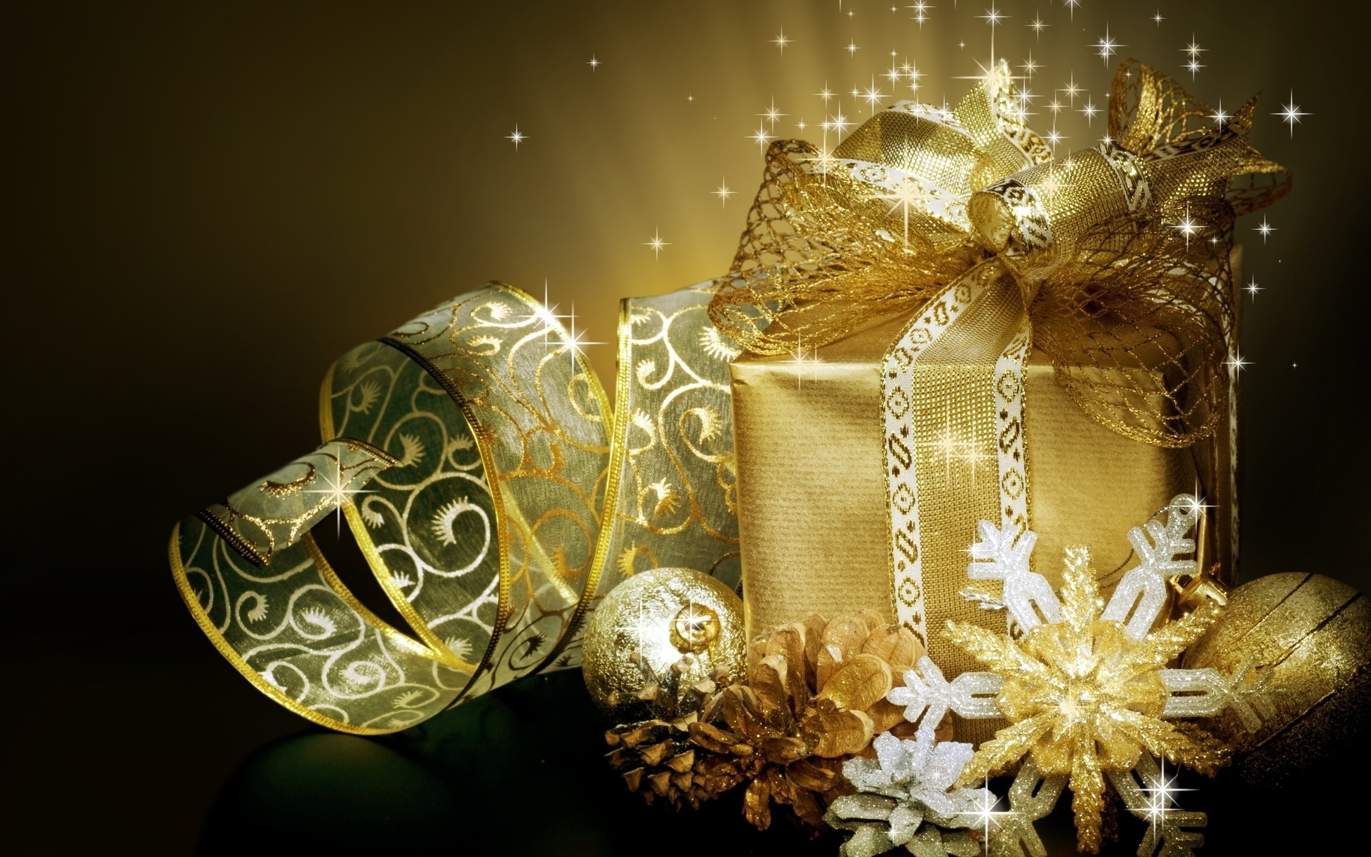 Baixar papel de parede para celular de Natal, Presente, Decoração, Dourado, Floco De Neve, Feriados gratuito.