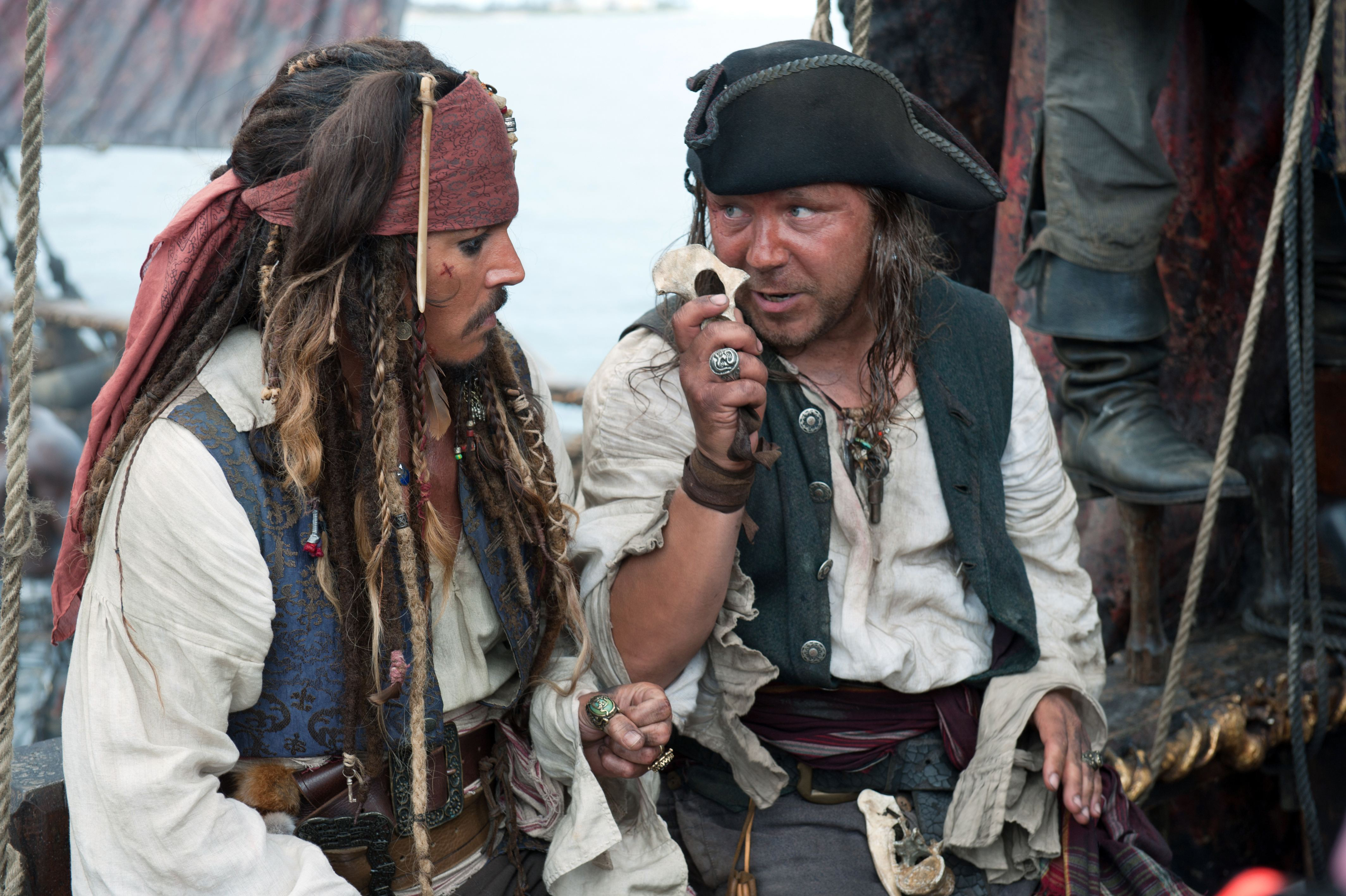 movie, pirates of the caribbean: on stranger tides, jack sparrow, johnny depp, scrum (pirates of the caribbean), stephen graham, pirates of the caribbean