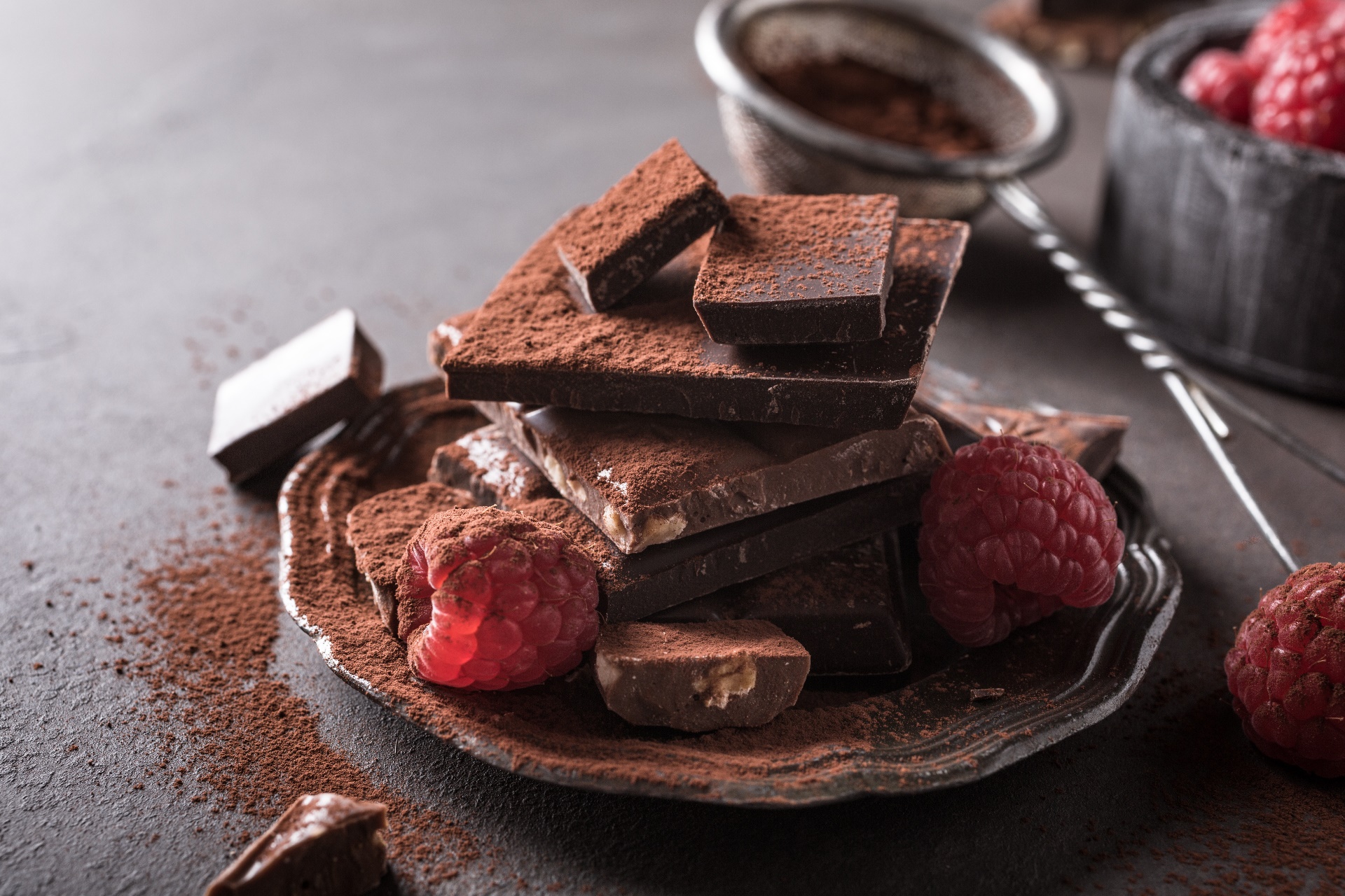 Free download wallpaper Food, Chocolate, Raspberry, Still Life on your PC desktop