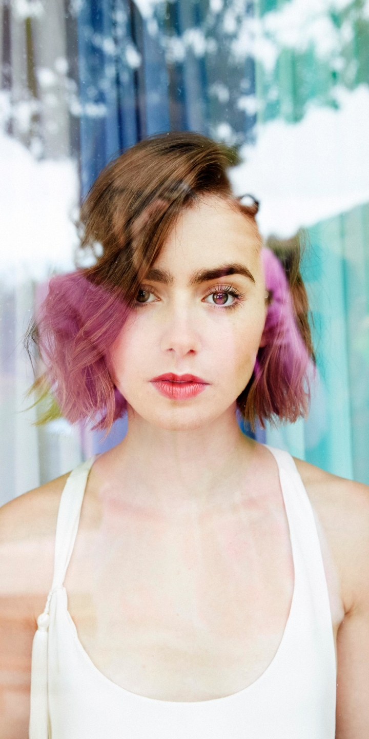 Baixar papel de parede para celular de Inglês, Morena, Celebridade, Cabelo Castanho, Cabelo Curto, Atriz, Lily Collins gratuito.