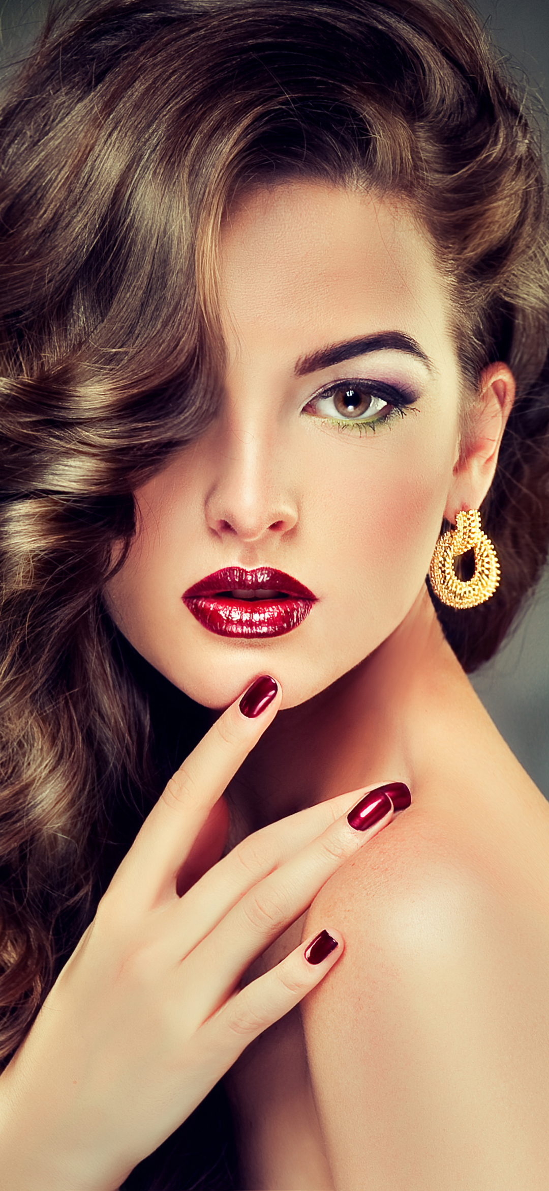 Download mobile wallpaper Model, Women, Earrings, Curl, Lipstick for free.