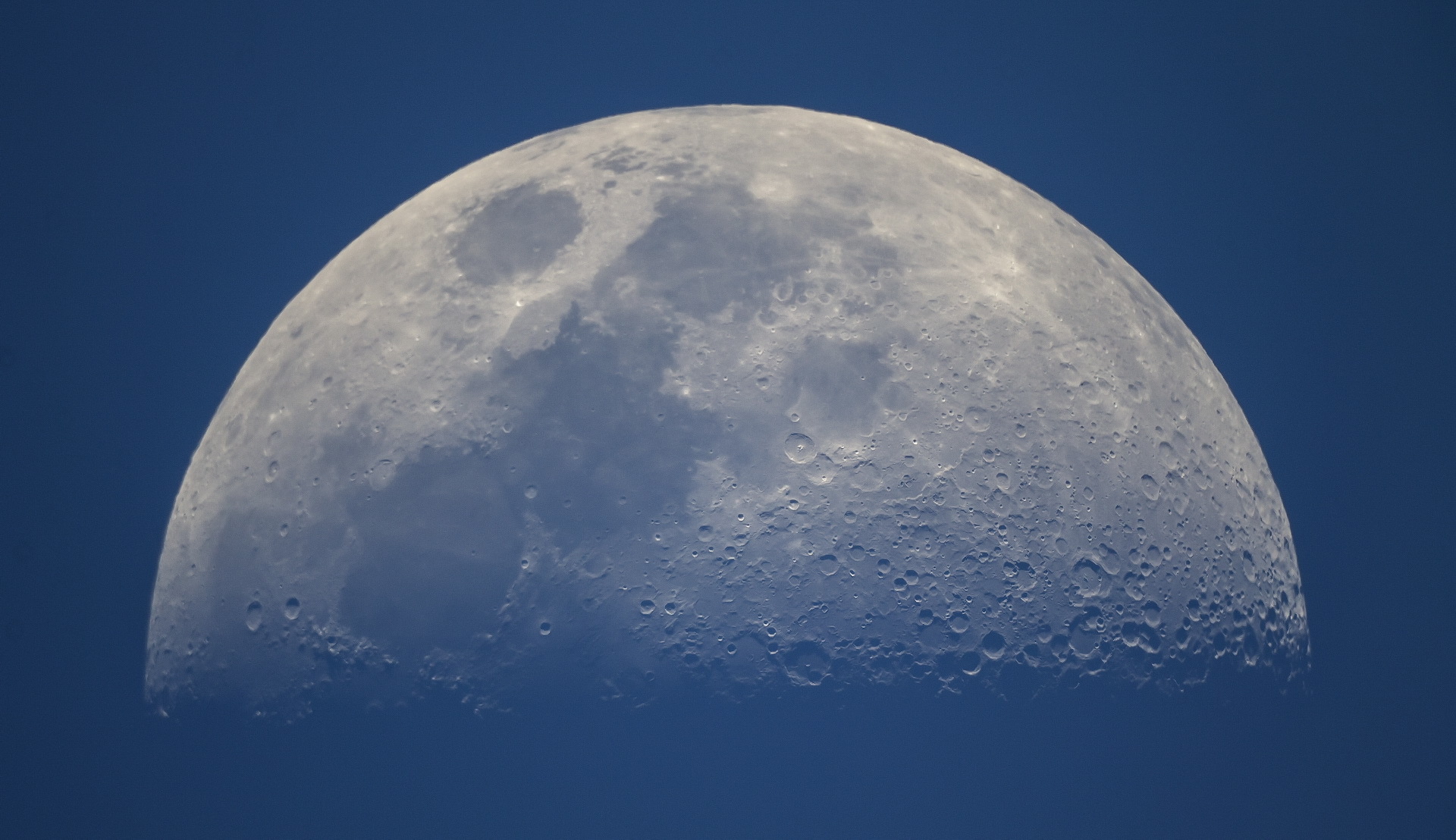 Descarga gratuita de fondo de pantalla para móvil de Luna, Tierra/naturaleza.