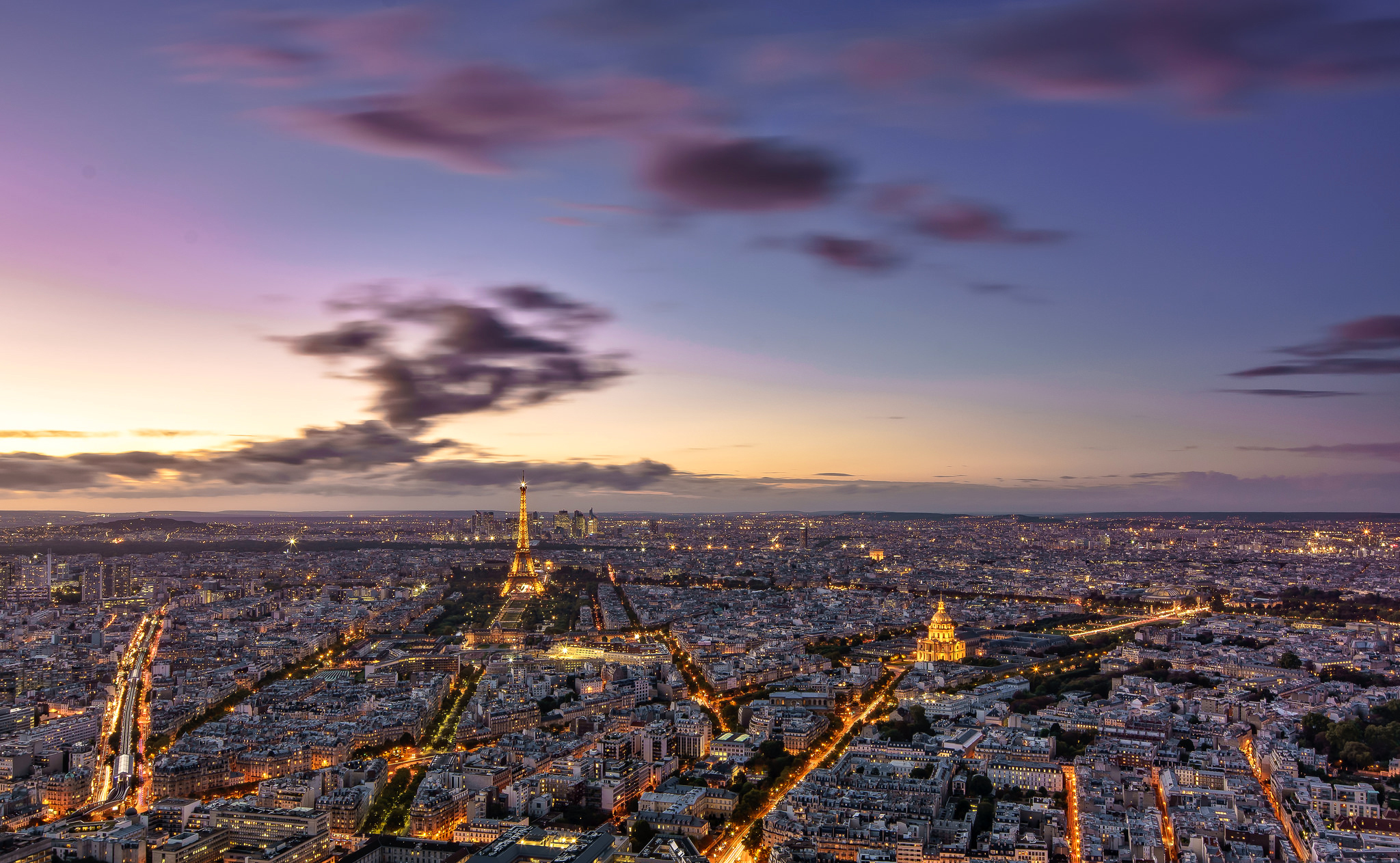Download mobile wallpaper Cities, Sky, Paris, Eiffel Tower, City, Building, Horizon, France, Cityscape, Man Made for free.