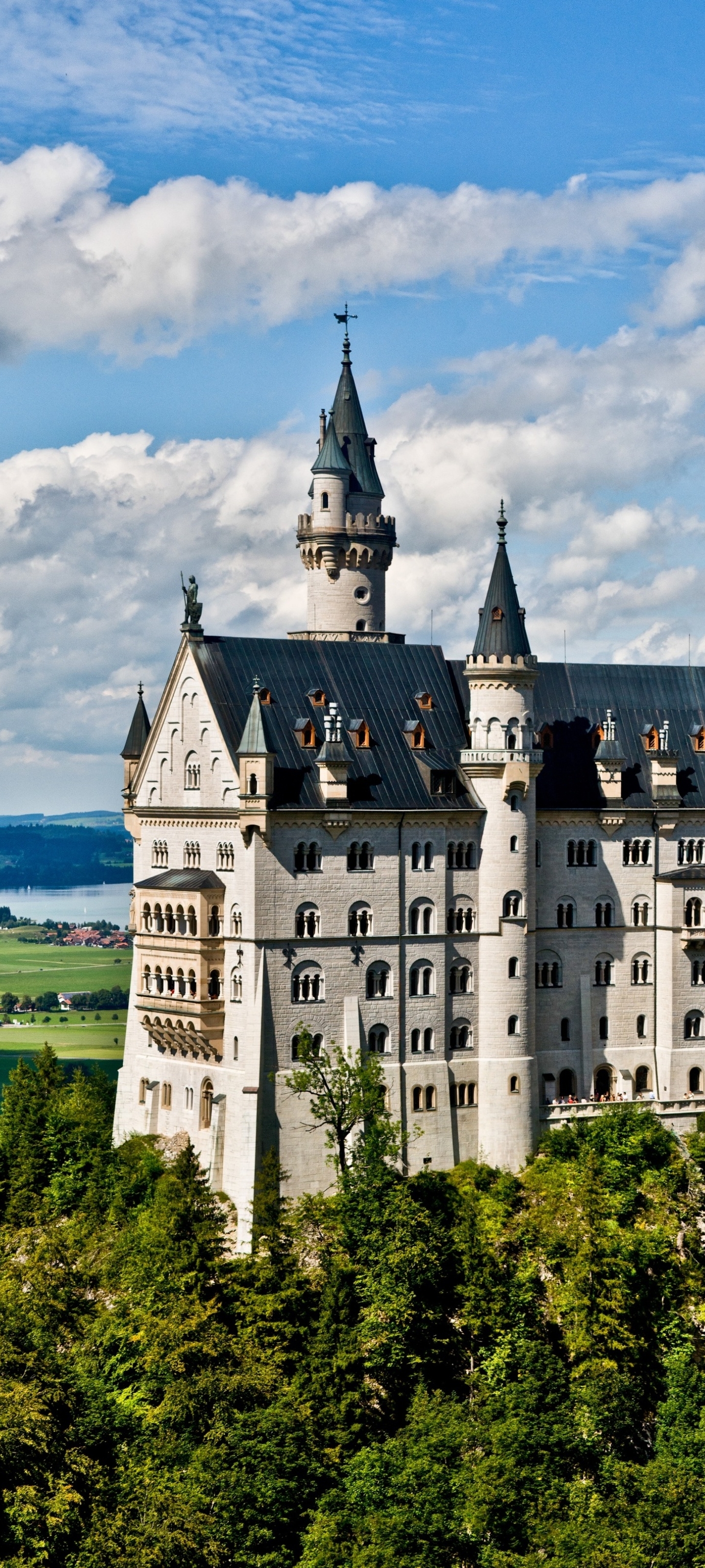 Скачать картинку Замки, Замок, Германия, Замок Нойшванштайн, Сделано Человеком в телефон бесплатно.