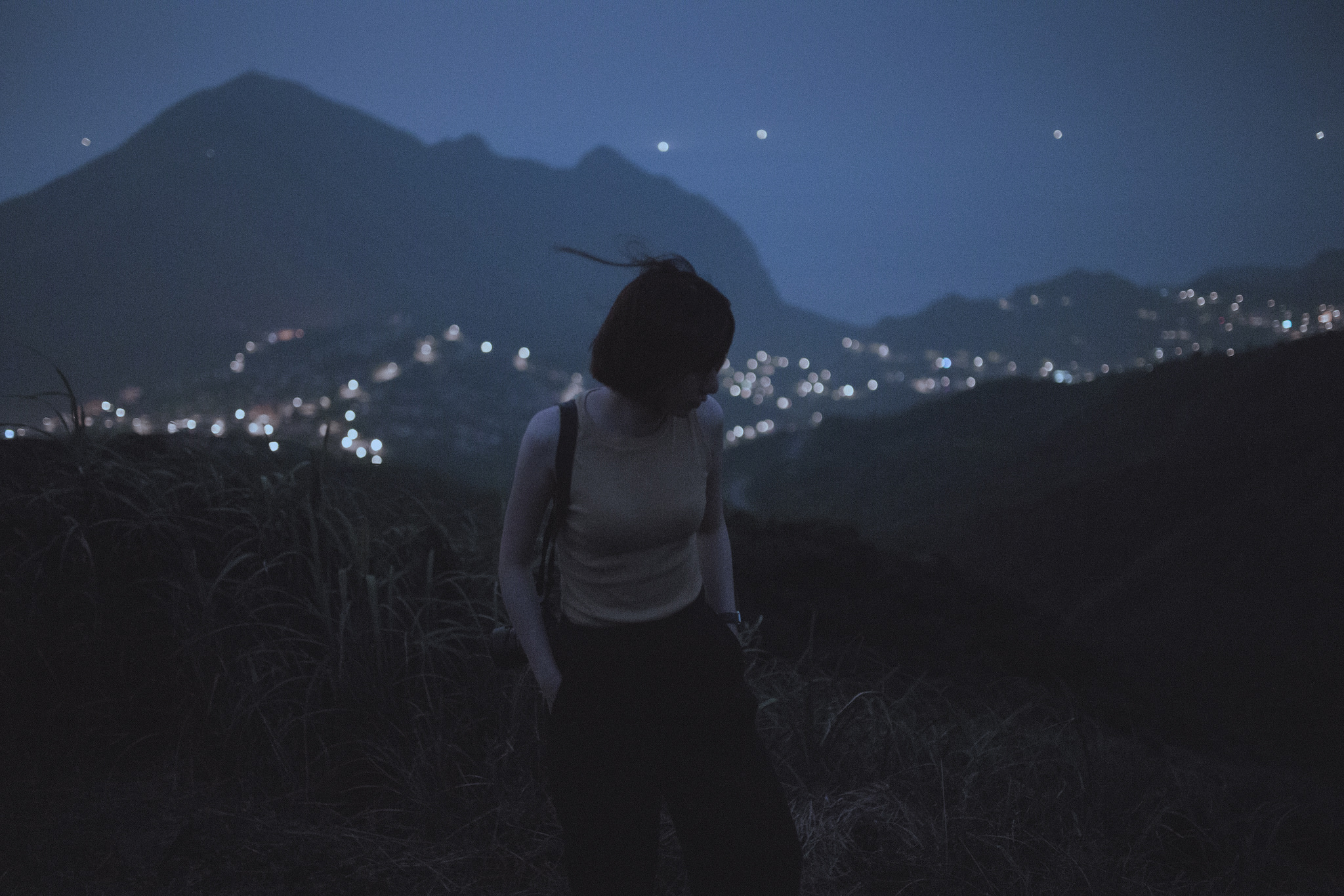 Download mobile wallpaper Landscape, Dark, Mood, Women for free.