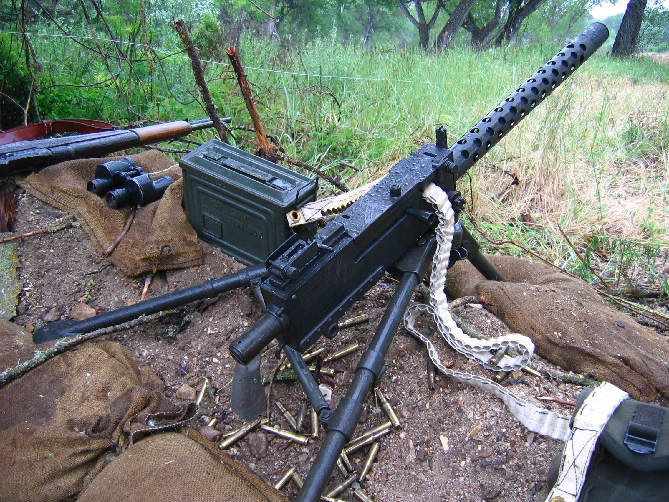 Meilleurs fonds d'écran Mitrailleuse Browning M1919 pour l'écran du téléphone