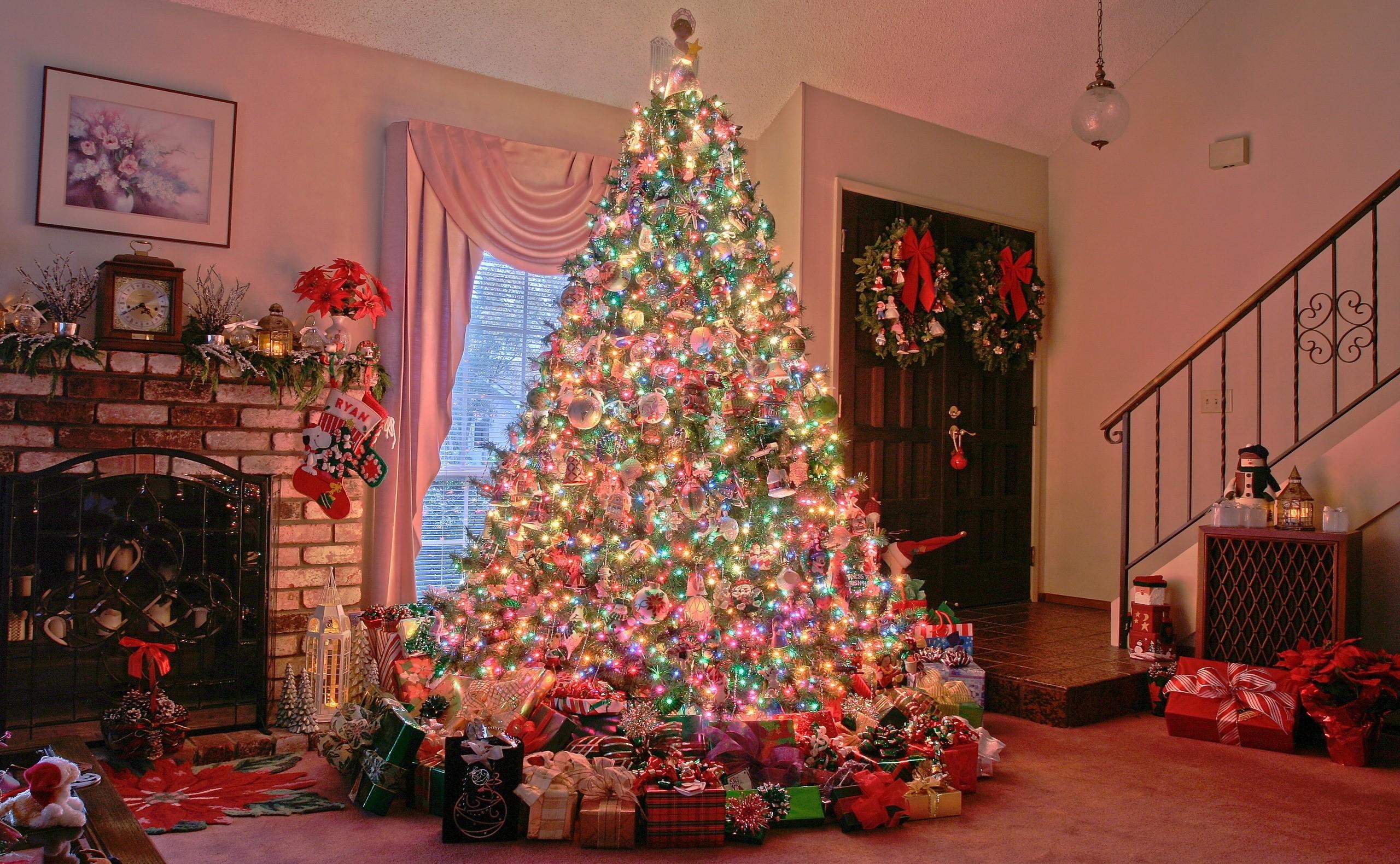 97686壁紙のダウンロード家, 祝日, クリスマス, 休日, プレゼント, クリスマスツリー, 暖炉, ギフト-スクリーンセーバーと写真を無料で