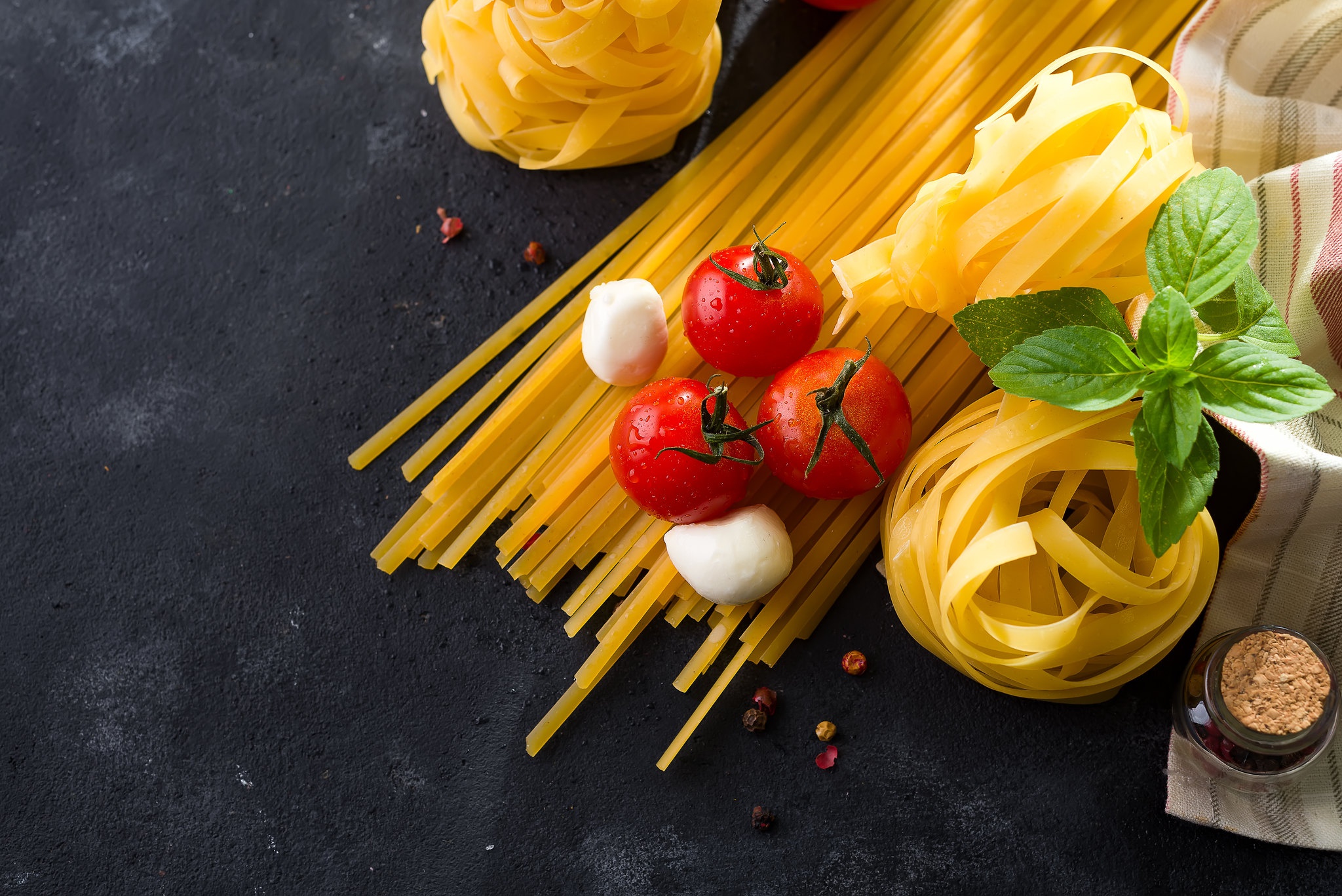 Free download wallpaper Food, Still Life, Tomato, Pasta on your PC desktop