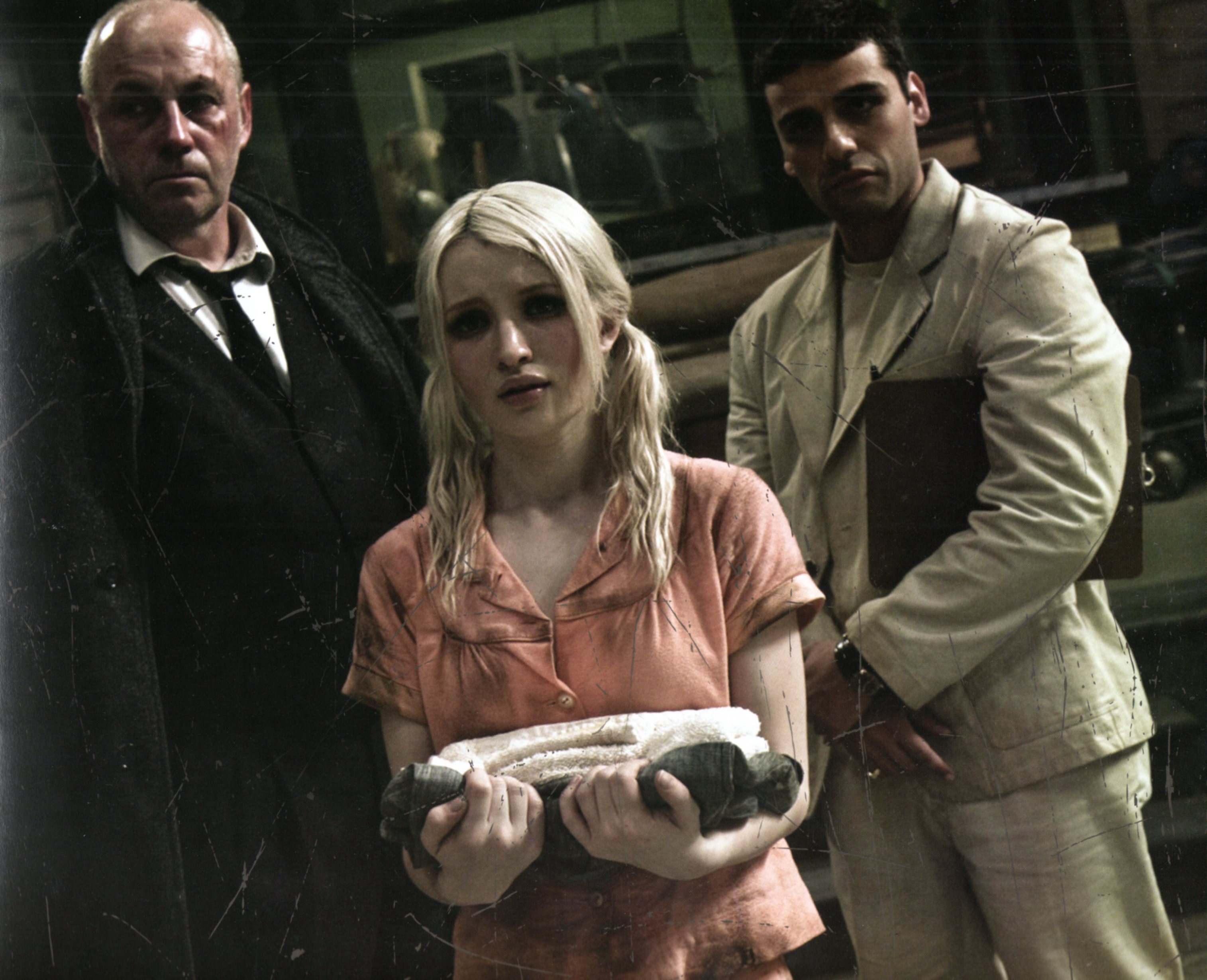 Free download wallpaper Sucker Punch, Movie, Emily Browning on your PC desktop
