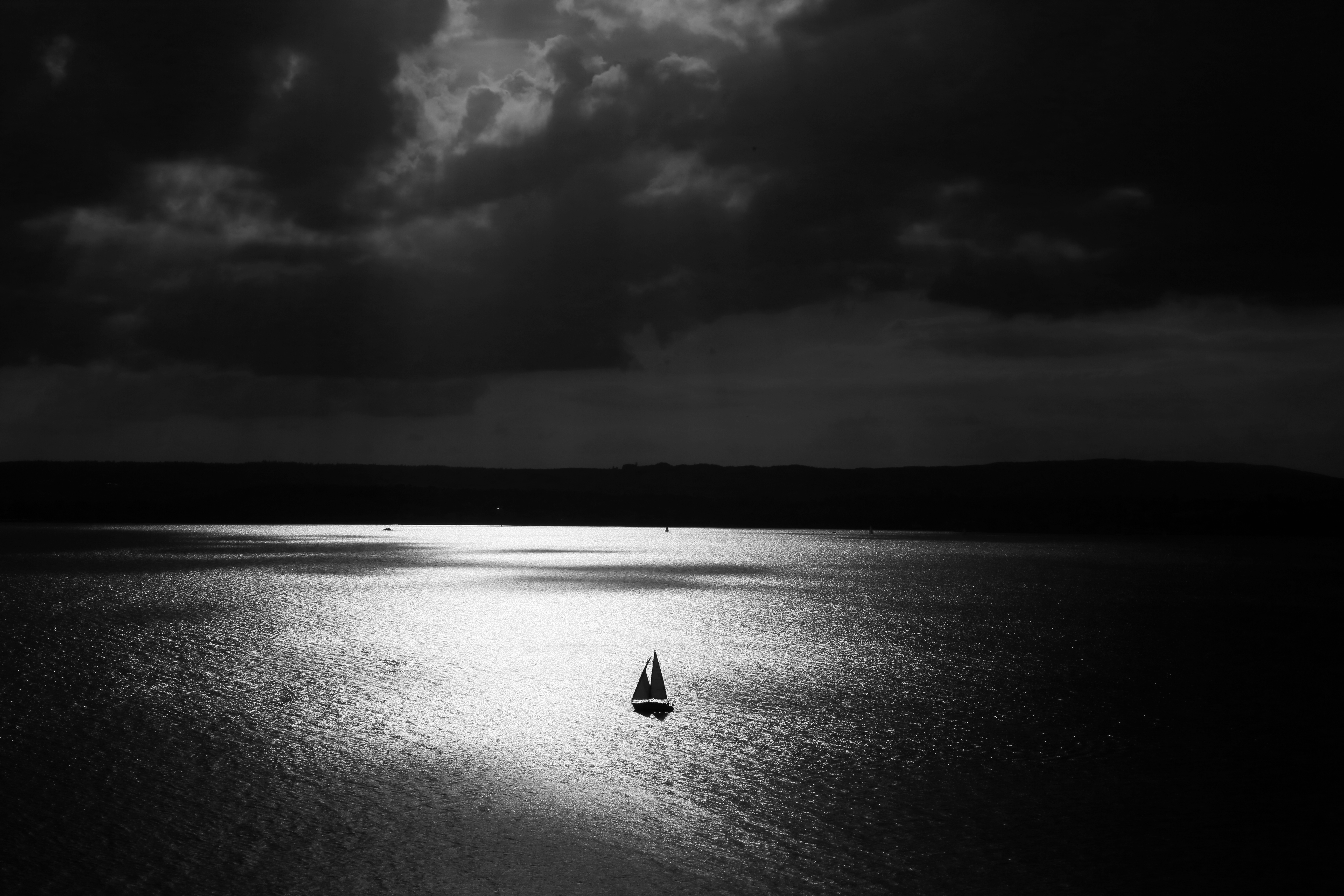 chb, night, minimalism, bw, sail, alone, lonely